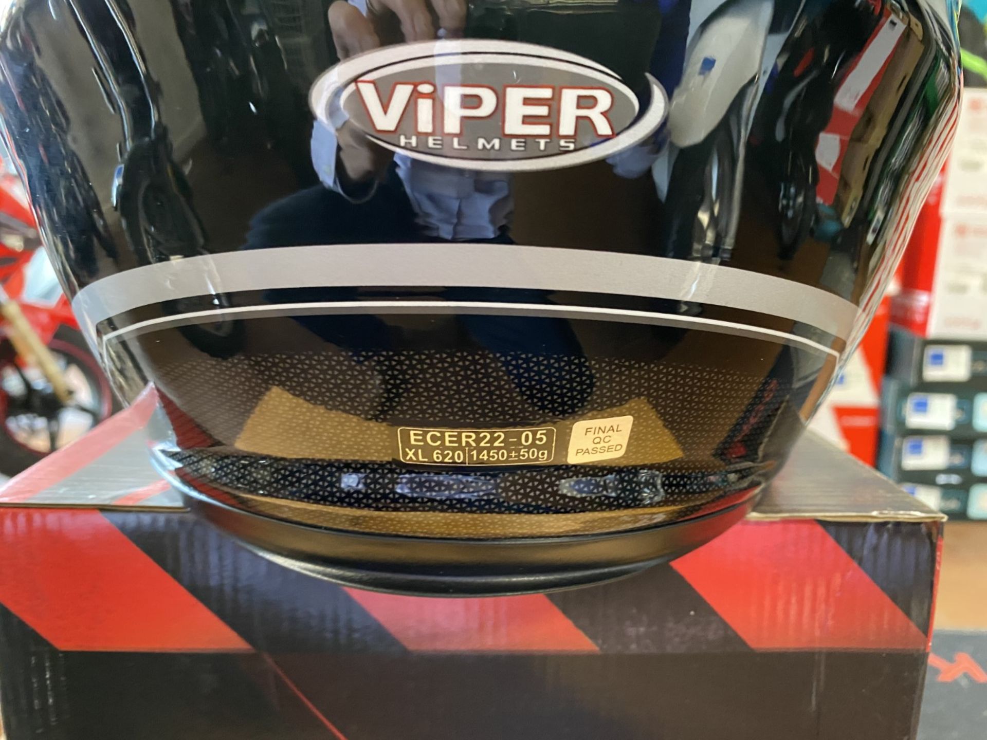 Viper RSV77 Black X-Large - Viper Helmets - Motorcycle / Motorbike Helmet - RRP £69.99 - Image 4 of 5