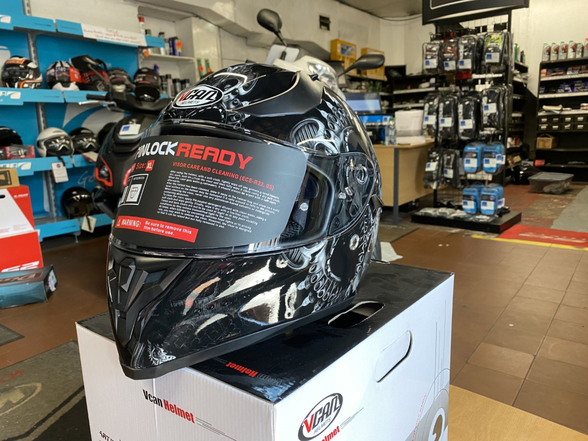 Vcan Helmet V128 Drogan X-Large - Vcan Helmets - British Motorcycle / Motorbike Sport Approved Helme - Image 2 of 5
