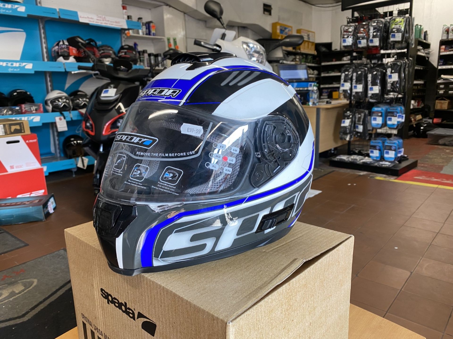 Spada Helmet Matt White/Blue/Black Large - Motorcycle / Motorbike Helmet - RRP £99.00 - Image 2 of 4