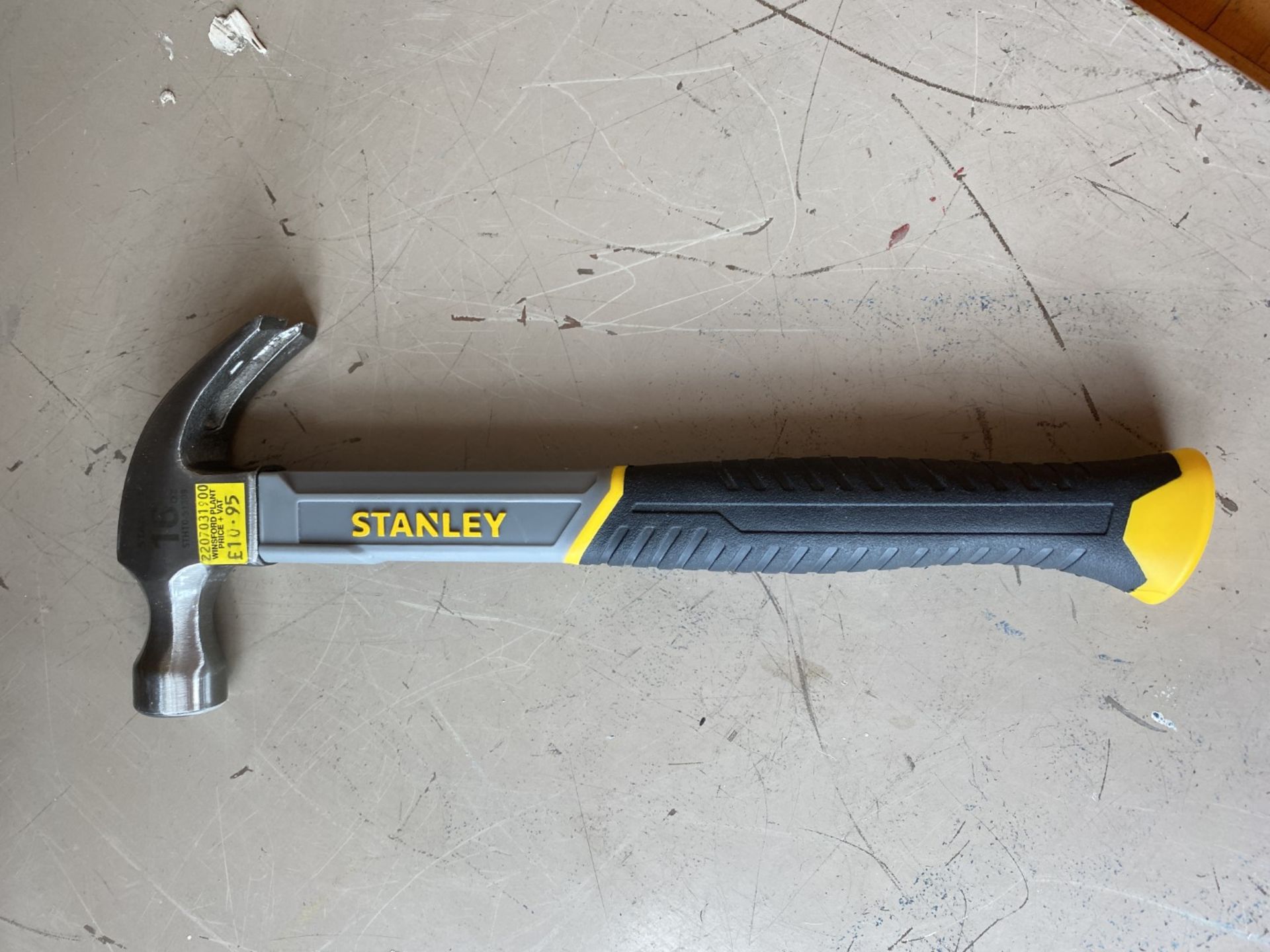 NEW Stanley 16oz curved claw hammer, RRP £10.95