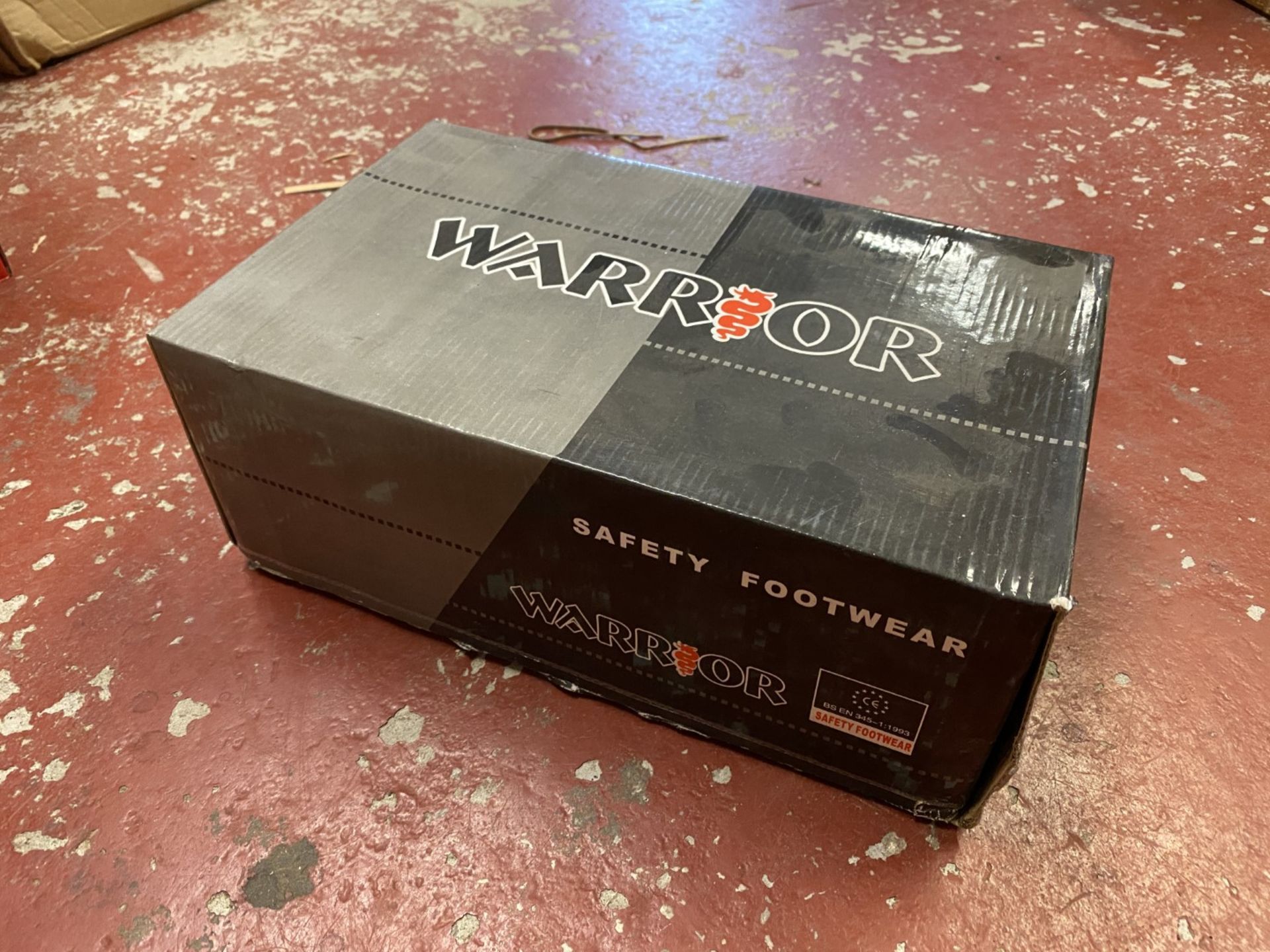 NEW Warrior safety shoes, UK size 9