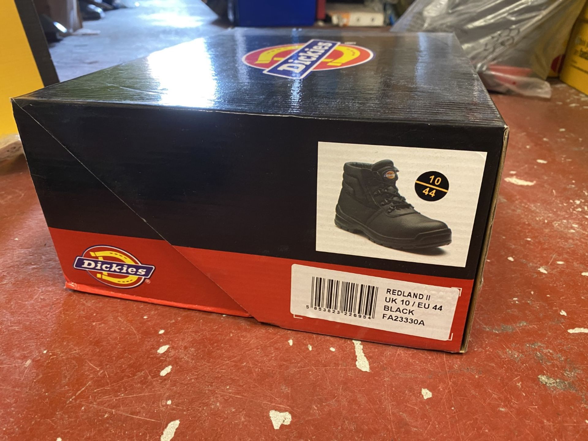 NEW Dickies safety boots, UK size 10