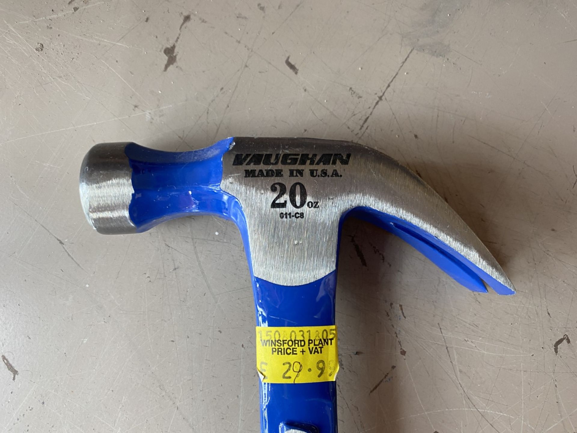 NEW Vaughan curved claw hammer, RRP £29.99 - Image 2 of 2