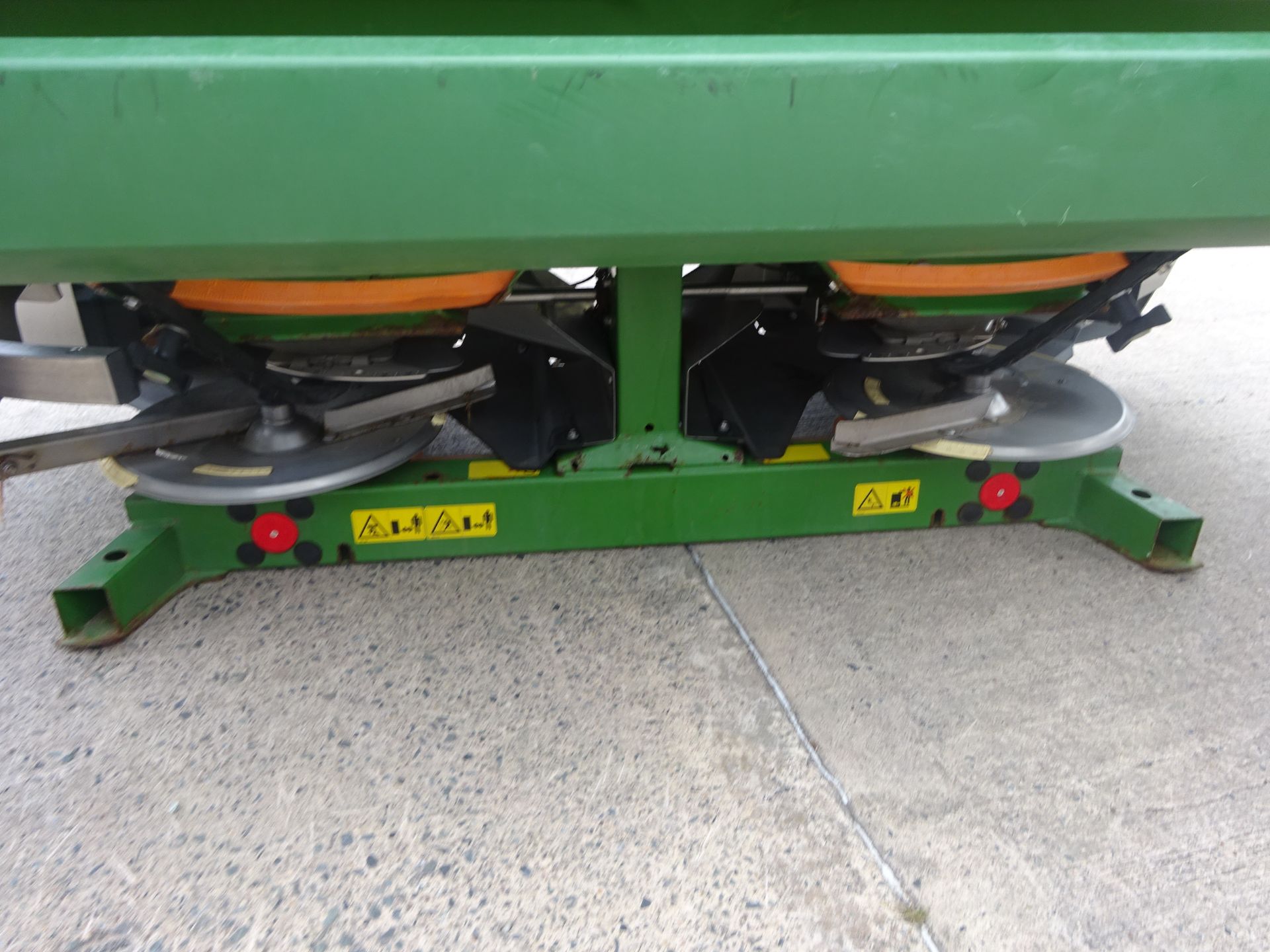 AMAZONE ZAM 2501 FERT SPREADER C/W WEIGH CELL & BOX - Image 2 of 4