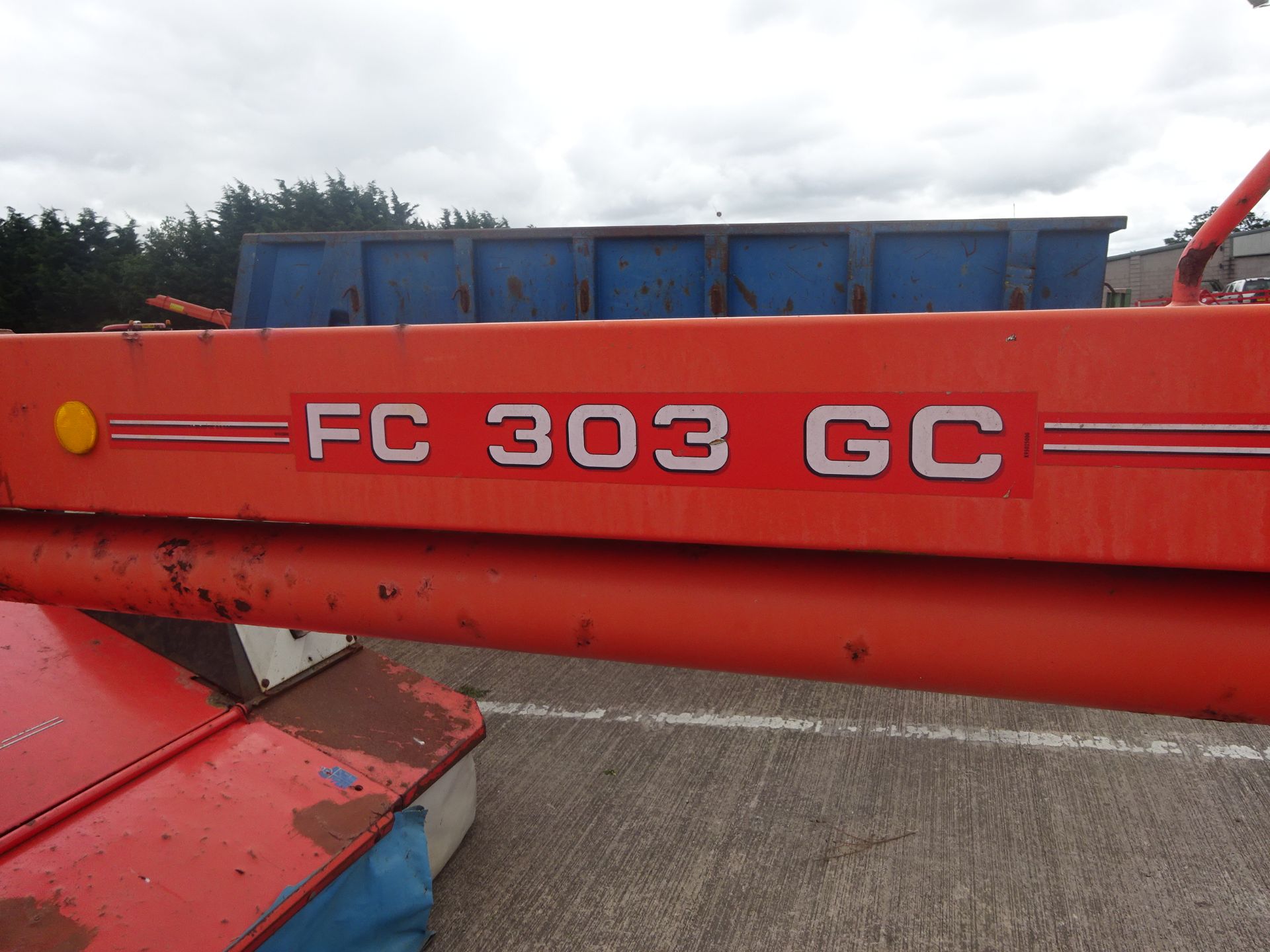 KUHN FC 303 GC TRAILED CENTRE PIVOT MOWER CONDITIONER - Image 2 of 3