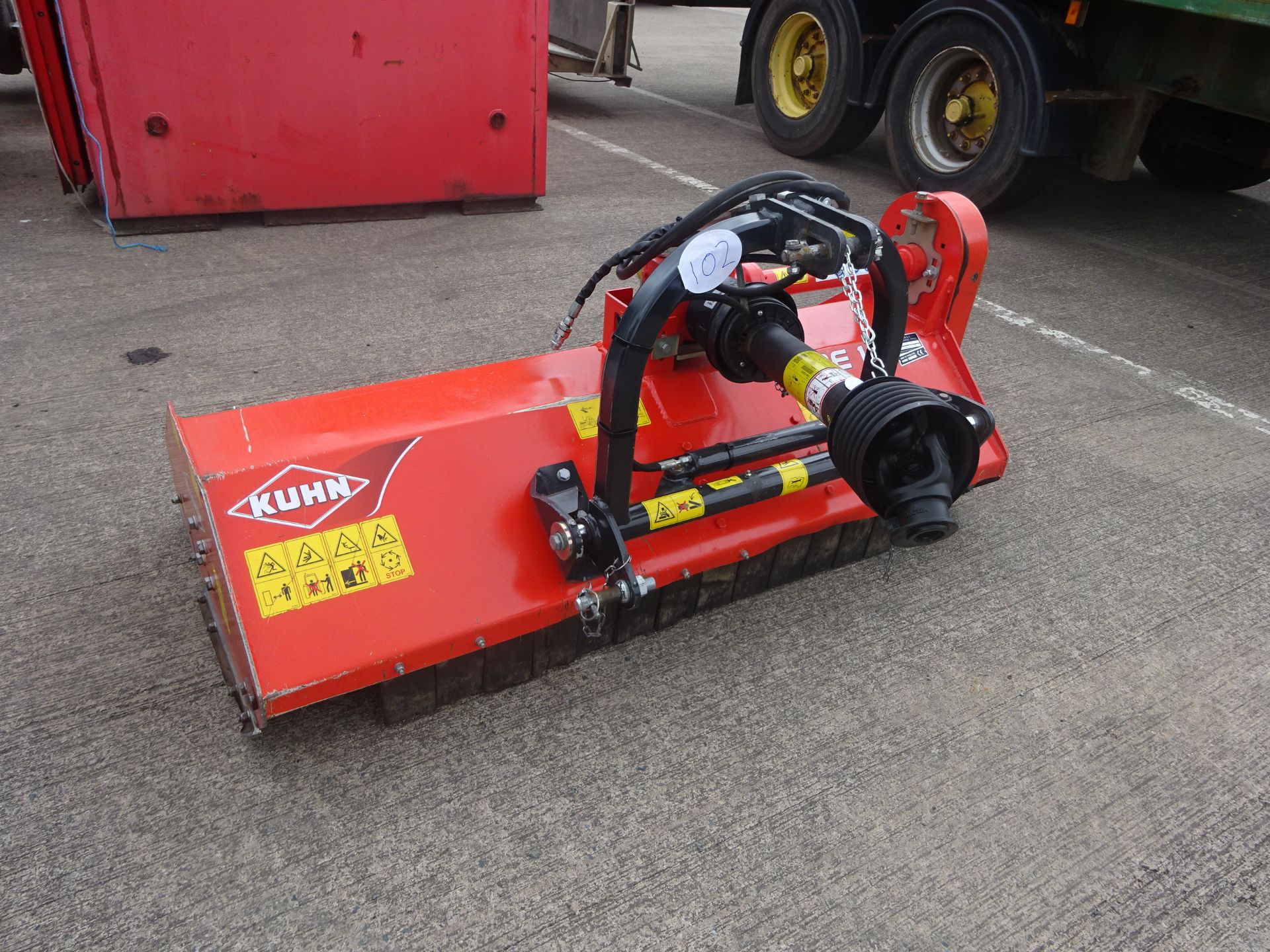 KUHN 1.6M TRAILED TOPPER