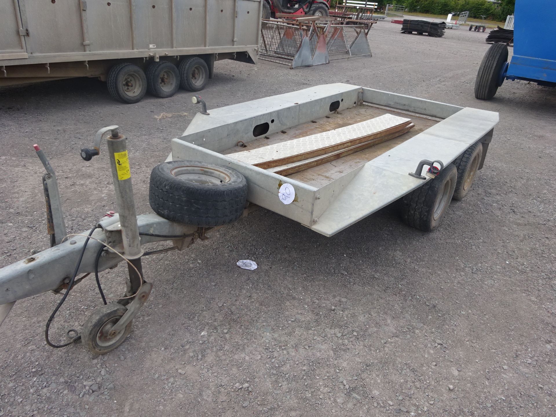 T/A PLANT TRAILER C/W RAMPS