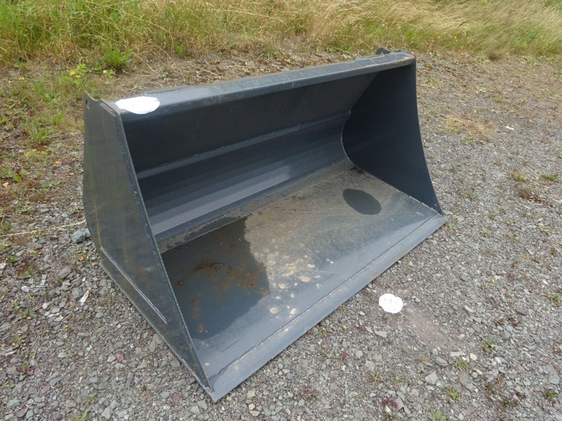 1.5 LOADER BUCKET (NEW)