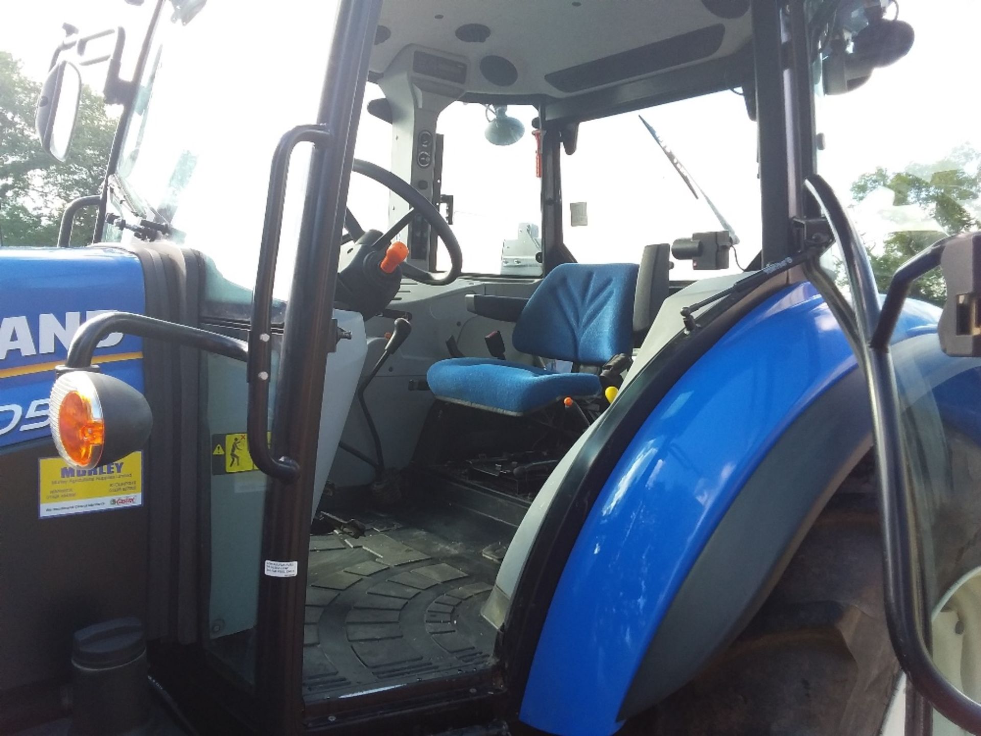 NEW HOLLAND TD5 - Image 3 of 3