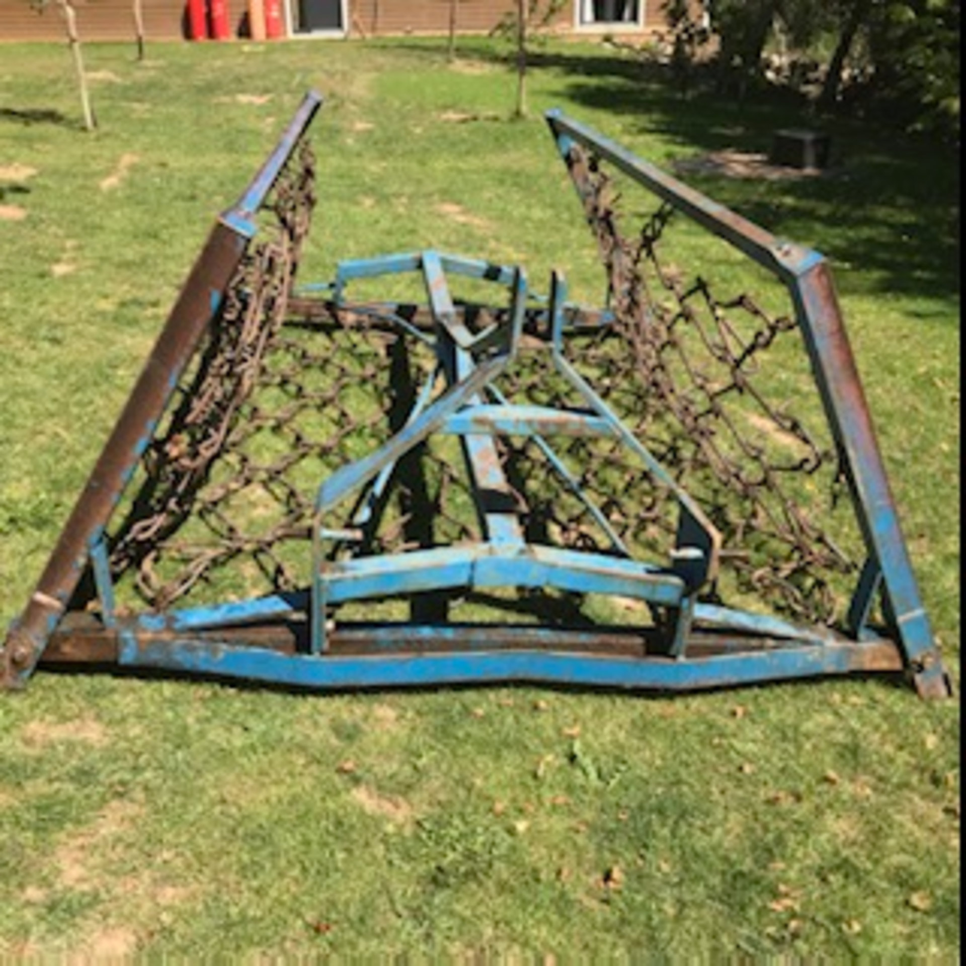 4 M FOLDING CHAIN HARROW