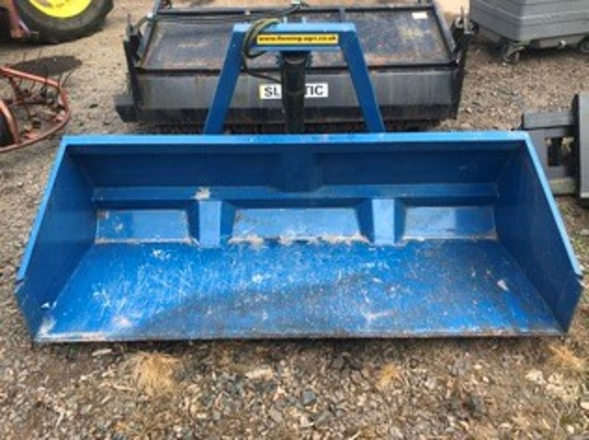 FLEMMING 7' HYDRAULIC TRANSPORT BOX