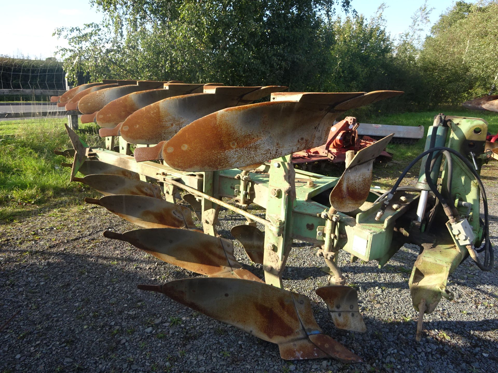 DOWDESWELL 6 FURROW PLOUGH