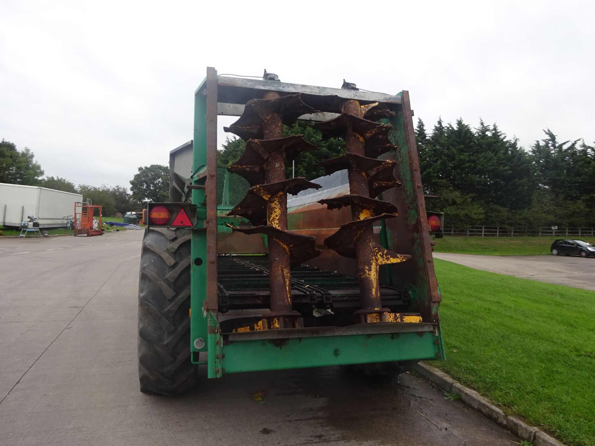 SAMSON 2008 SP9 9TONNE REAR DISCHARGE MUCKSPREADER,  420/85R30 TYRES - Image 2 of 3