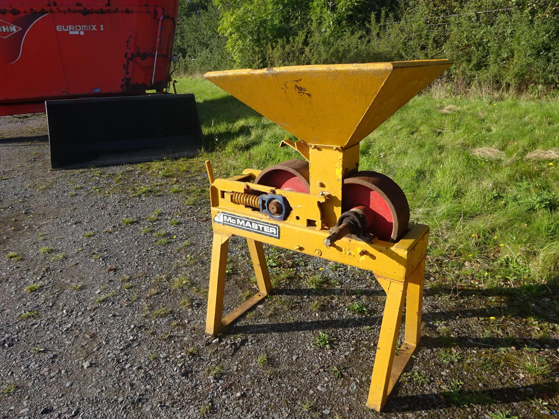 PTO DRIVEN CORN ROLLER MILL MCMASTER