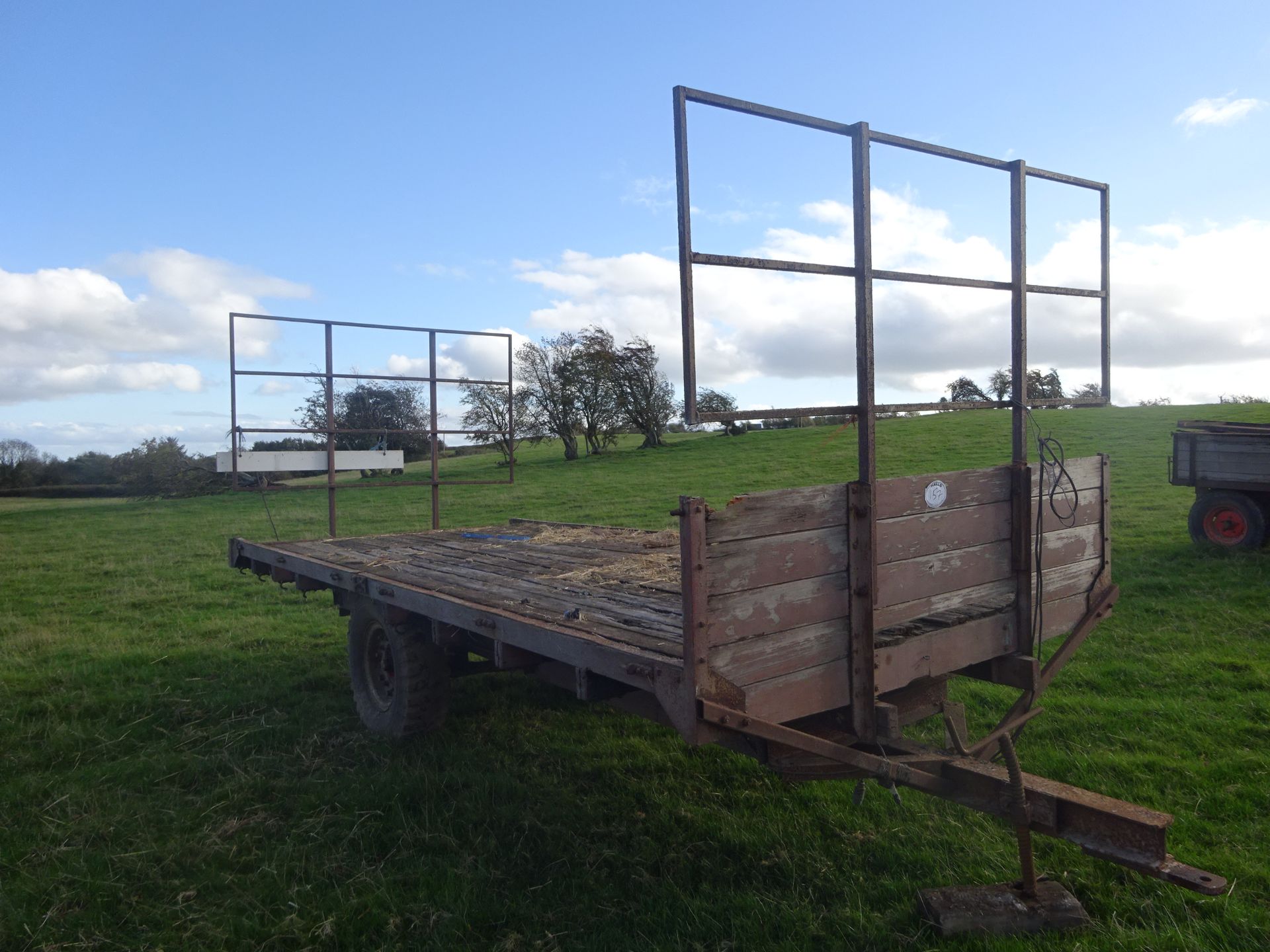 SINGLE AXLE BALE TRAILER - Image 2 of 4