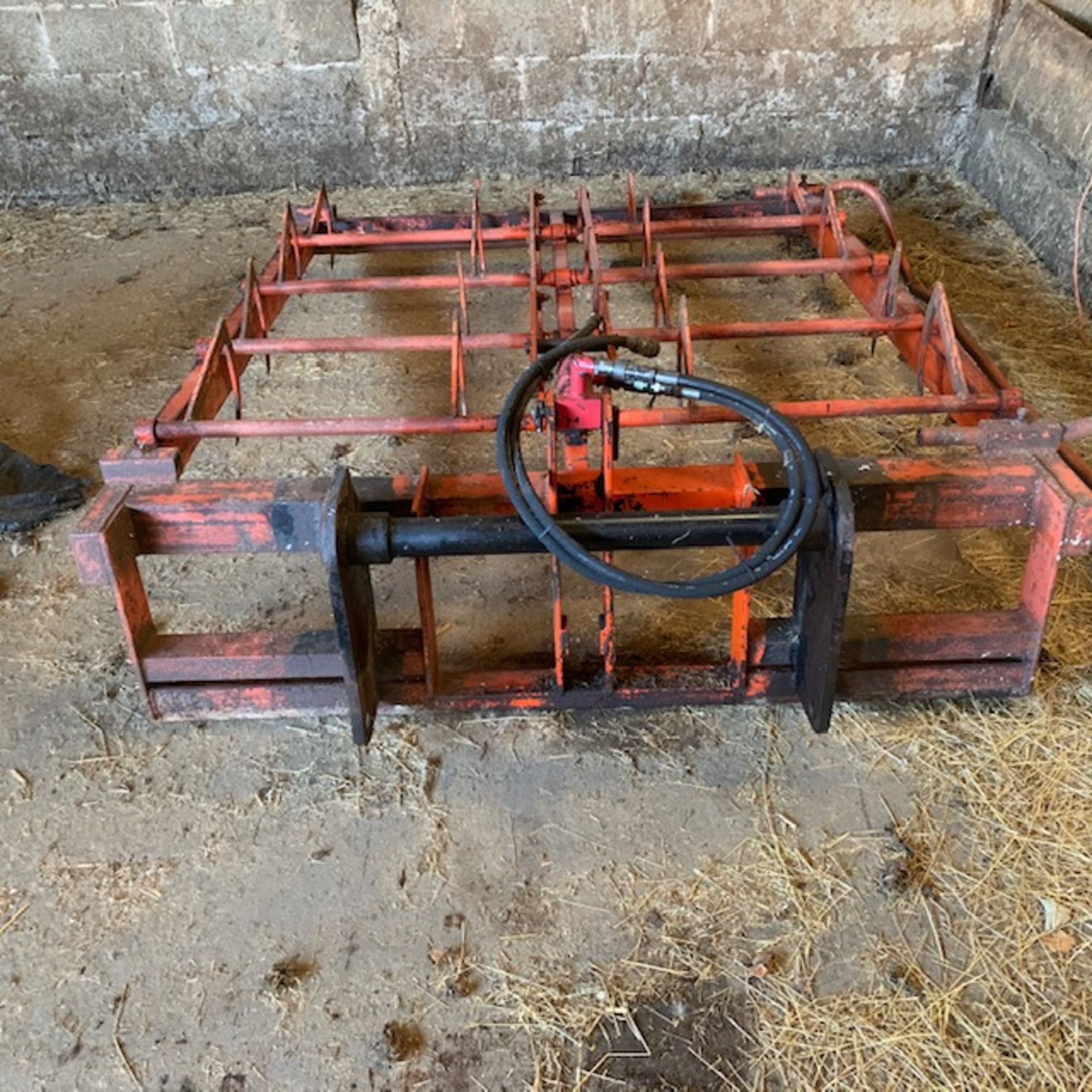 BROWNS SMALL BALE GRAB TO FIT A MANITOU