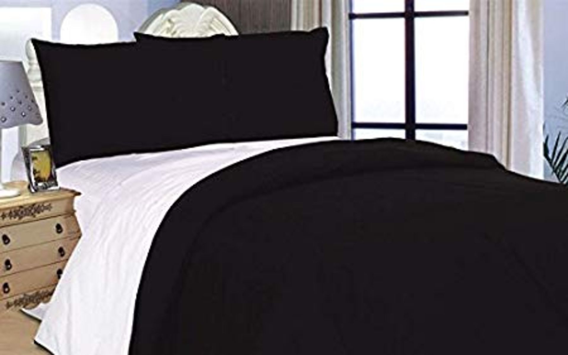 V Brand New Double Bed 4pce Complete Black & White Reversible Bed Set Including Duvet Cover-2 Pillow