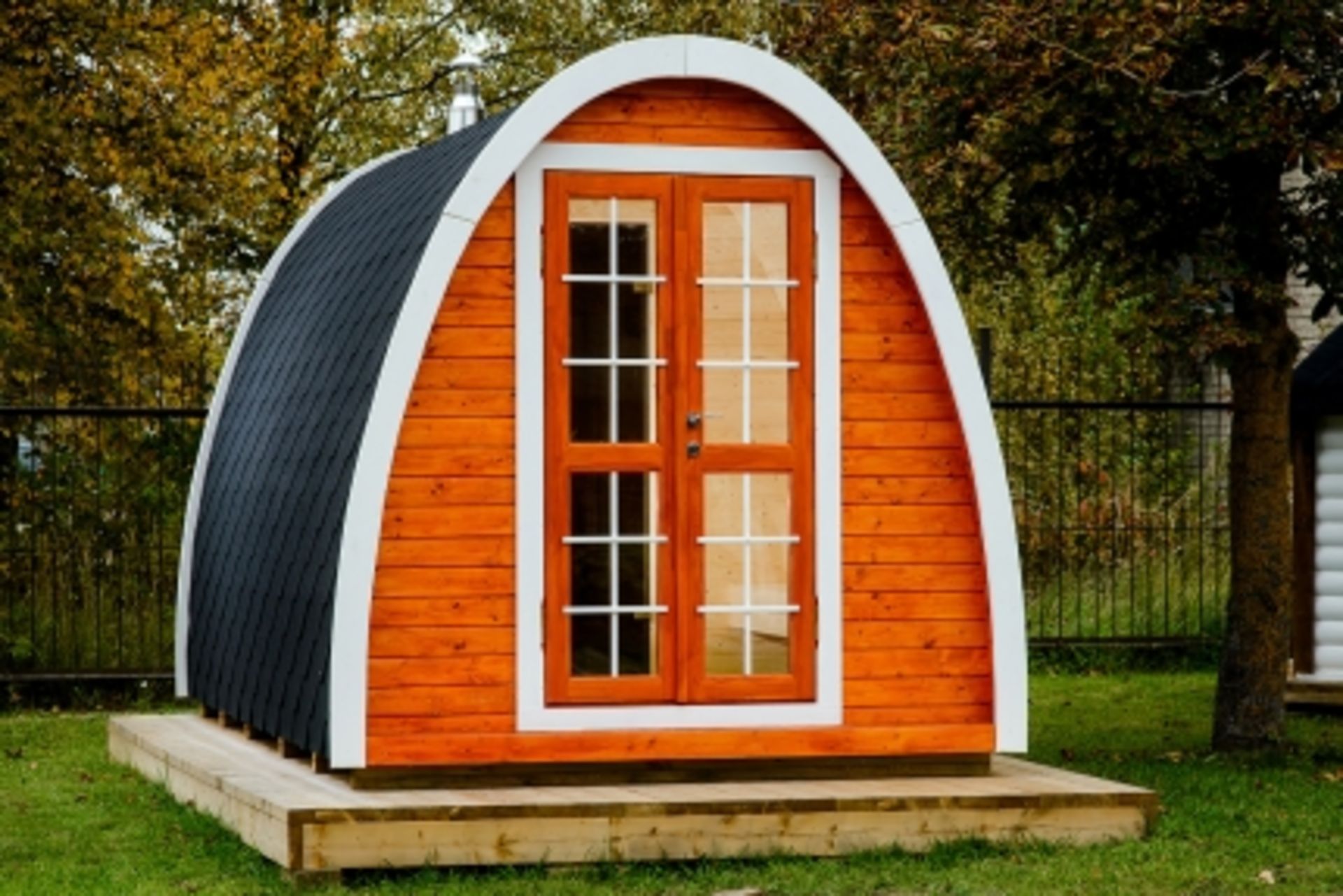 V Brand New 2.4 x 4m Sauna Pod - Made From Spruce Wood - Roof Covered With Bitumen Shingles - Two