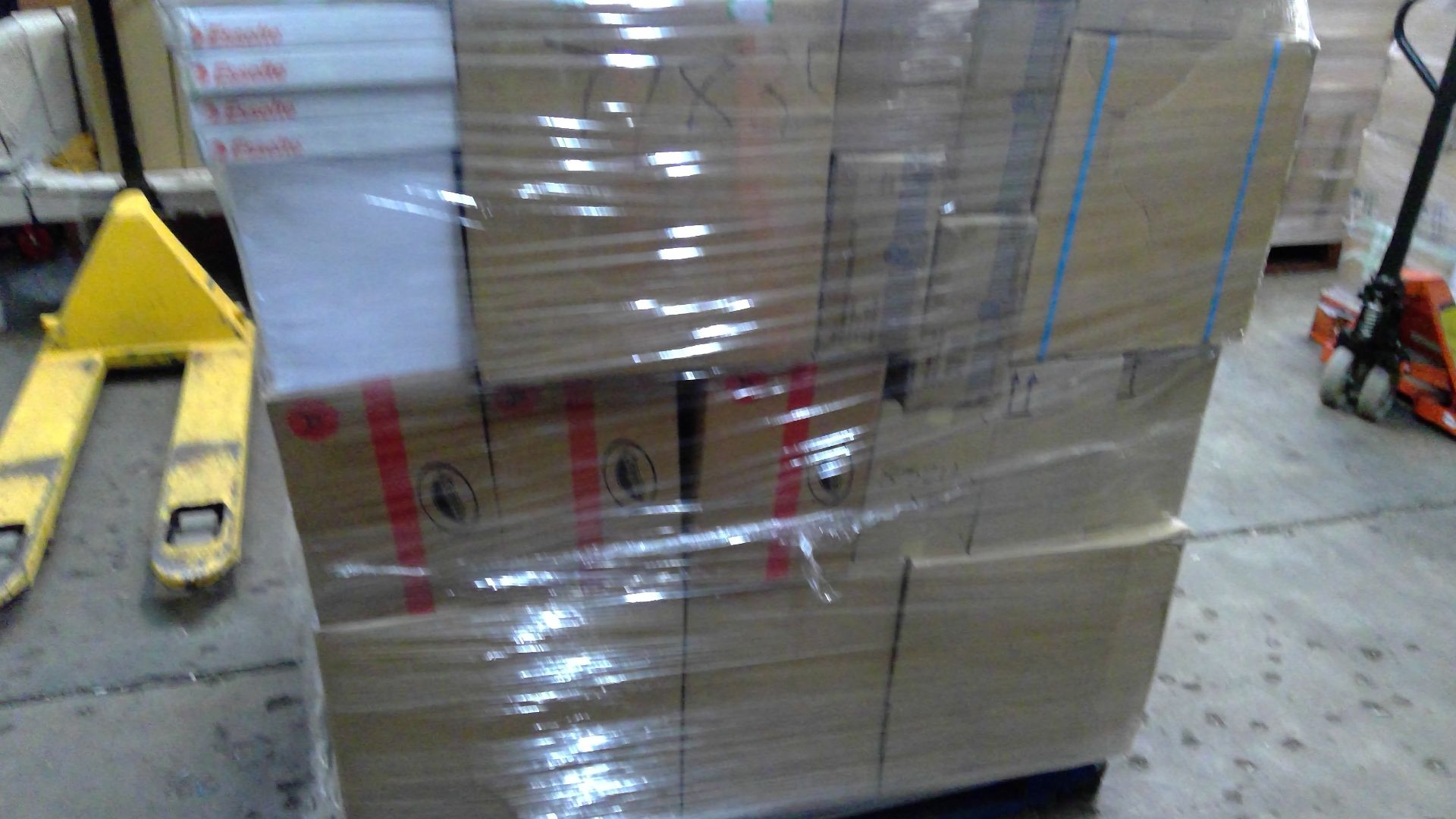 + VAT Grade U Pallet Of Stationery Including Folders-Rubber Bands-Box Files-Leverarch Files- - Image 8 of 9