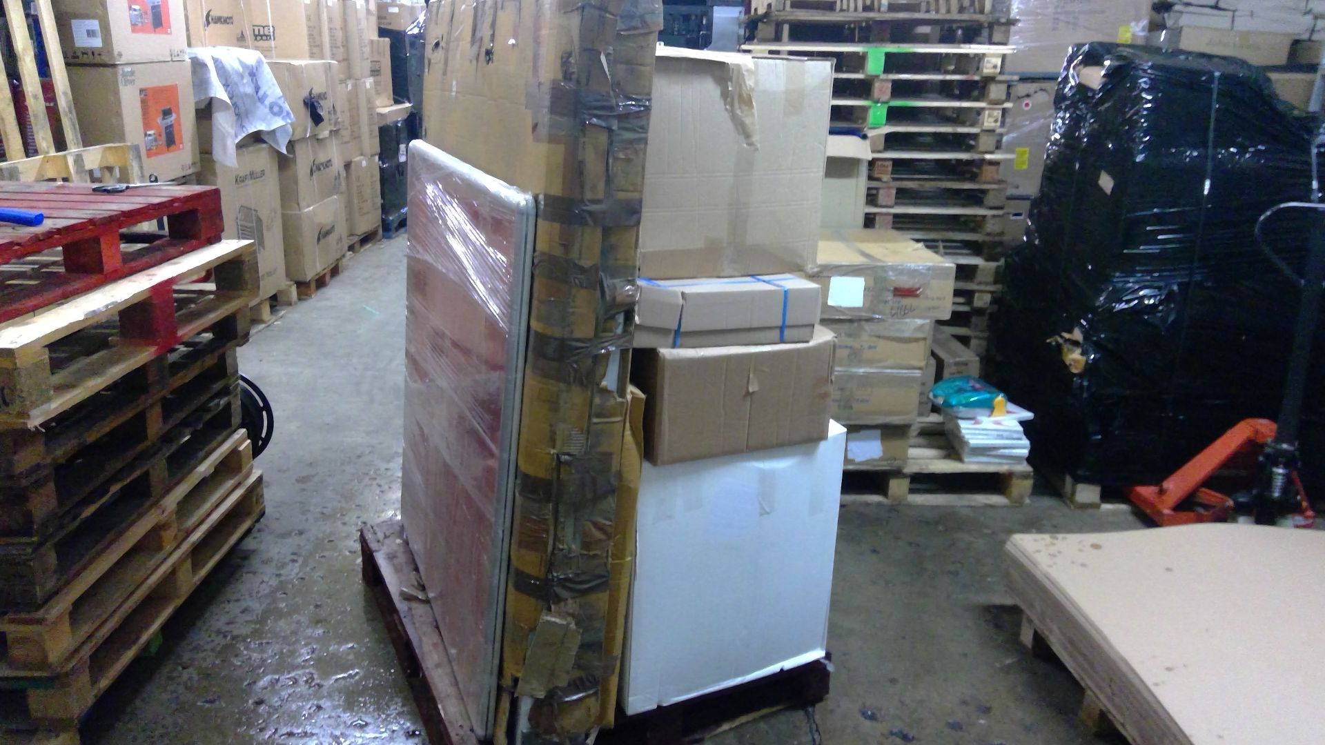 + VAT Grade U Pallet Of Office/Educational Supplies Including Pin Boards - Indoor Table Tennis - Image 4 of 9