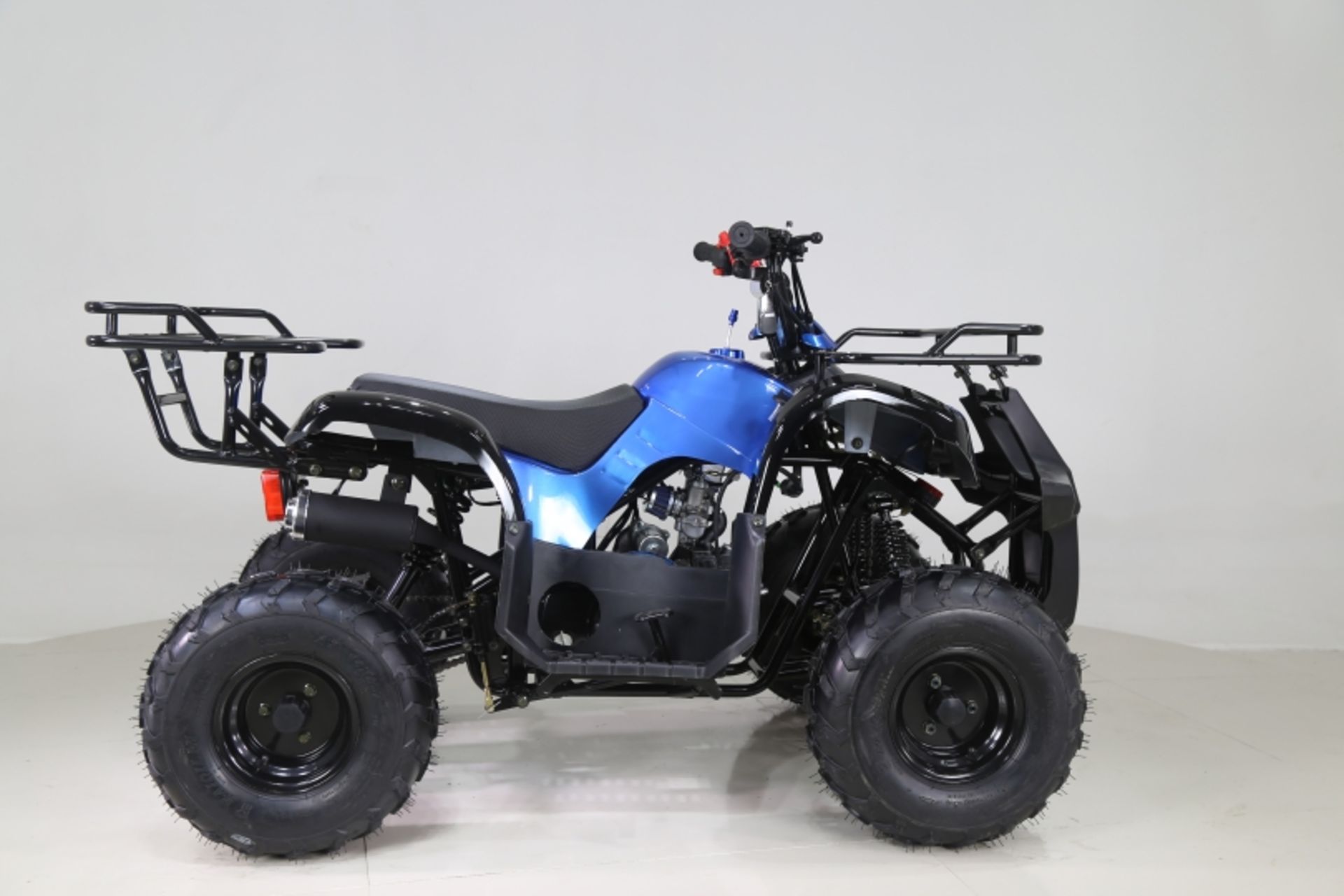 + VAT Brand New 125cc Condo 4 Stroke Quad Bike With Front & Rear Racks - Air Cooled 4 Stroke Honda - Image 5 of 5