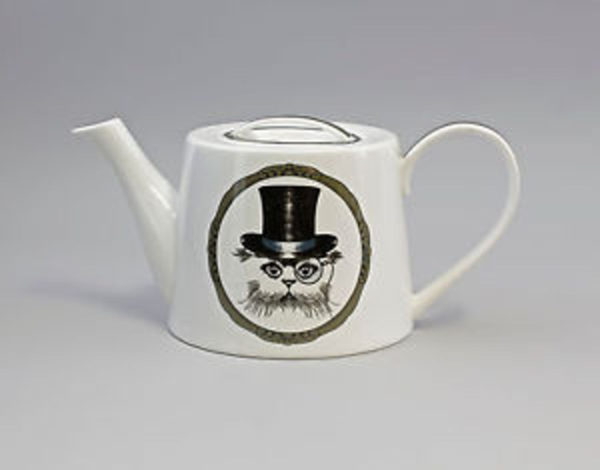+ VAT Brand New Jameson + Tailor Teapot Brilliant Porcelain Modern II Aristo Cat With Monocle - Image 2 of 2