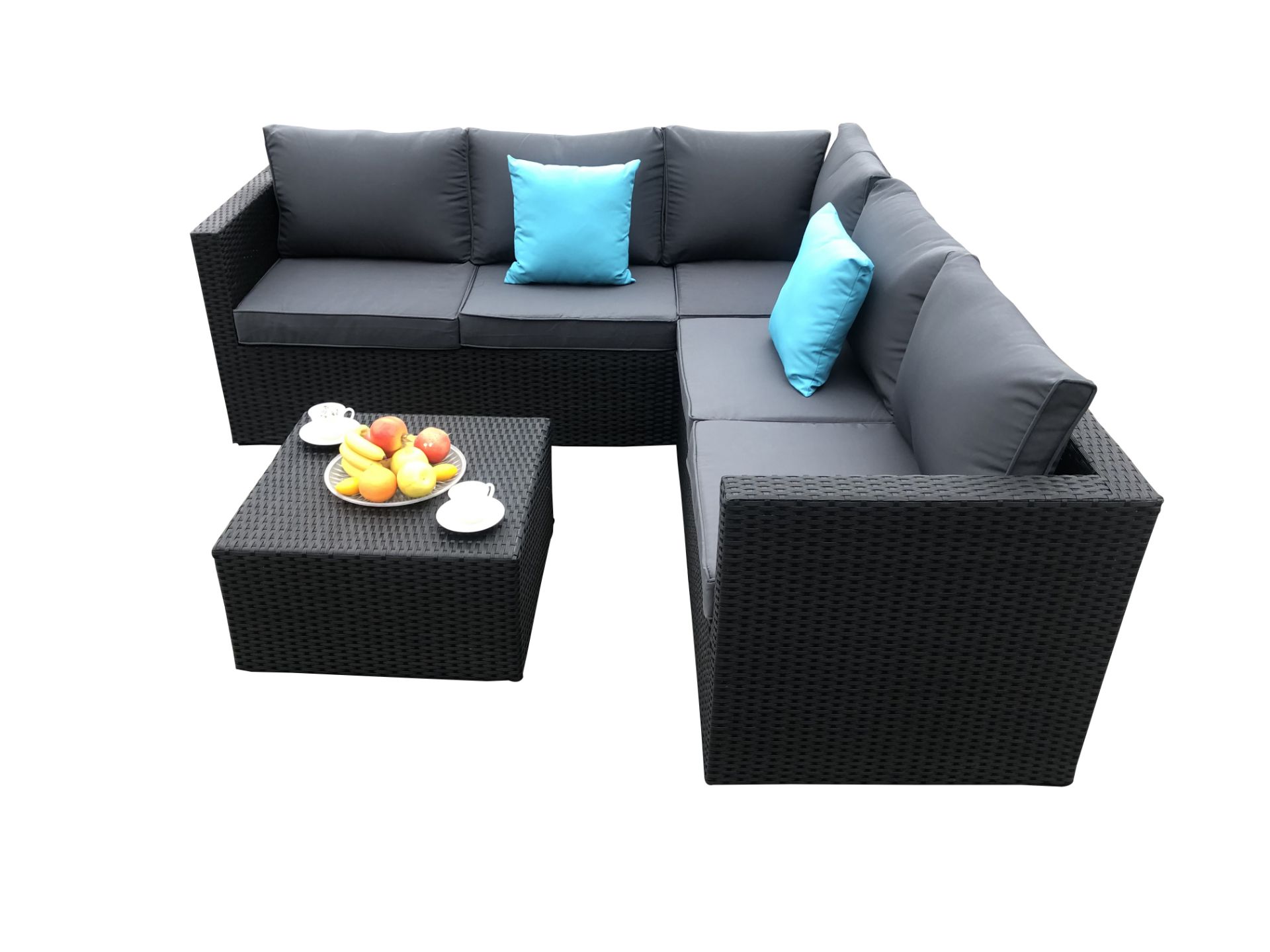 + VAT Brand New Chelsea Garden Company Six Seater Rattan Corner Sofa Set With Table - Steel Frame -