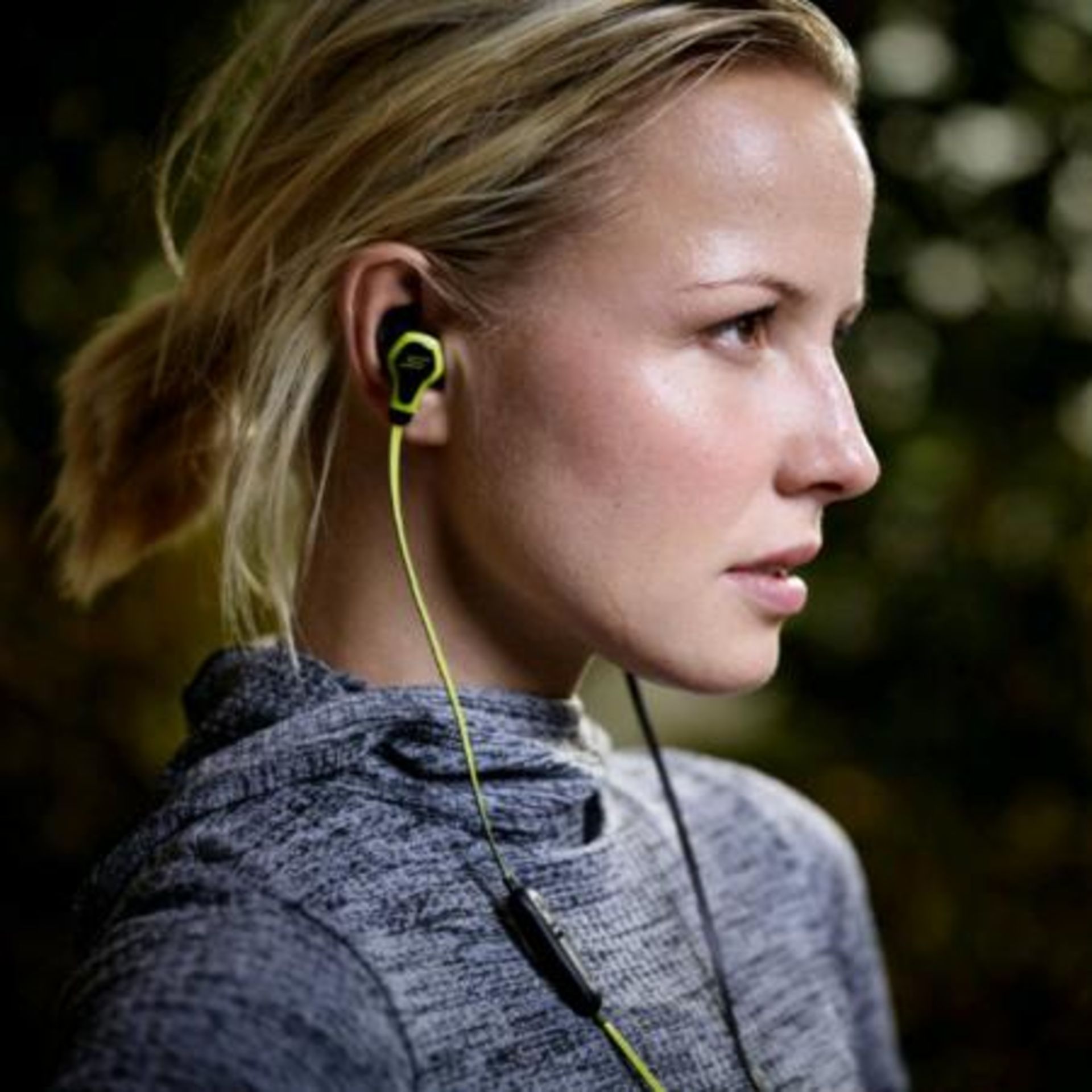 + VAT Brand New SMS Audio BioSport Earphones - RRP £149.99 - Heart Rate Monitor Measures Changes In - Image 5 of 5