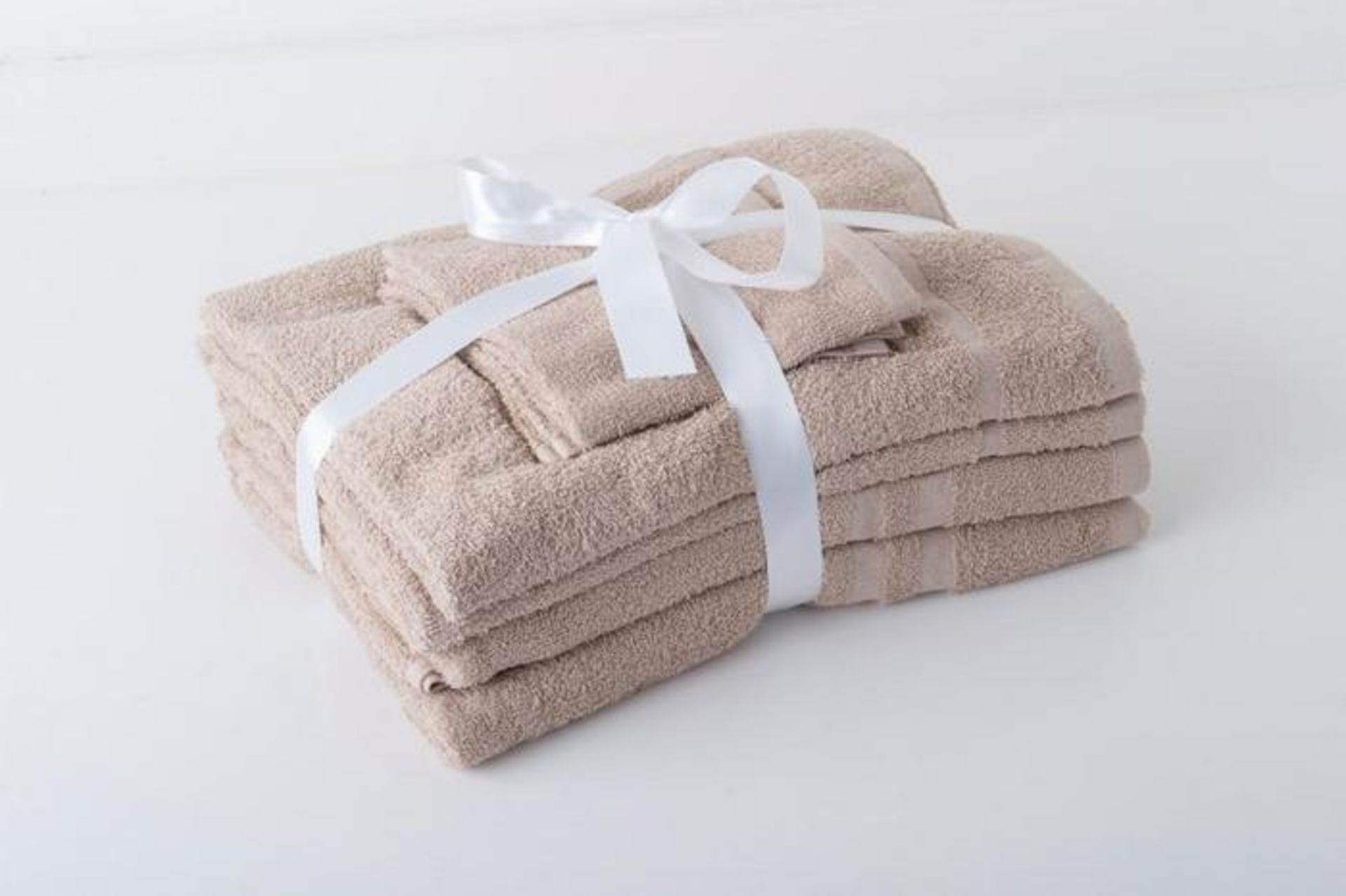 + VAT Brand New Beige 6 Piece Towel Bale - 2 x Face Cloth - 2 x Hand Towel - 2 x Bath Towel