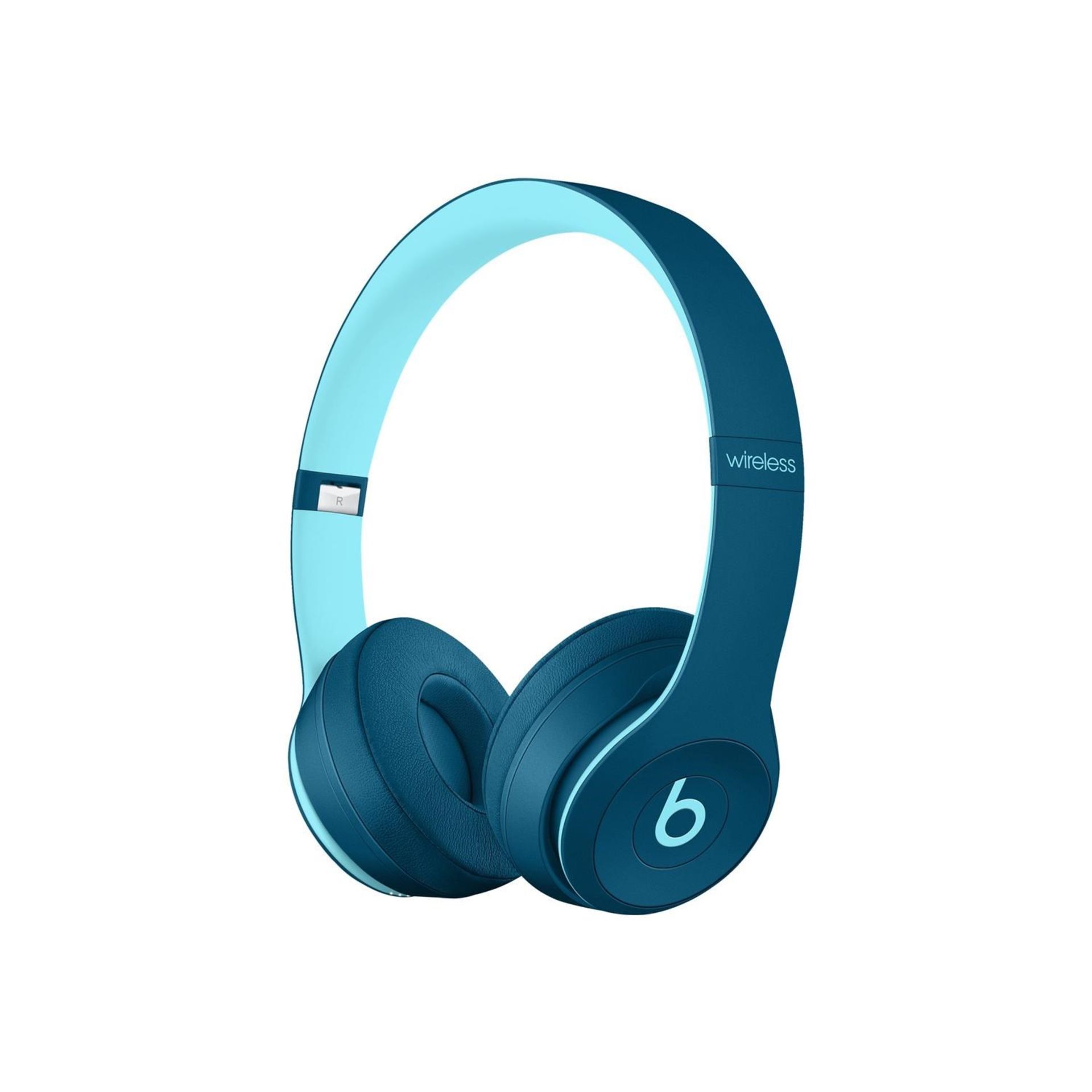 + VAT Brand New Beats Solo 3 Wireless Headphones - Pop Blue - Wirelessly Connect - Award Wiining