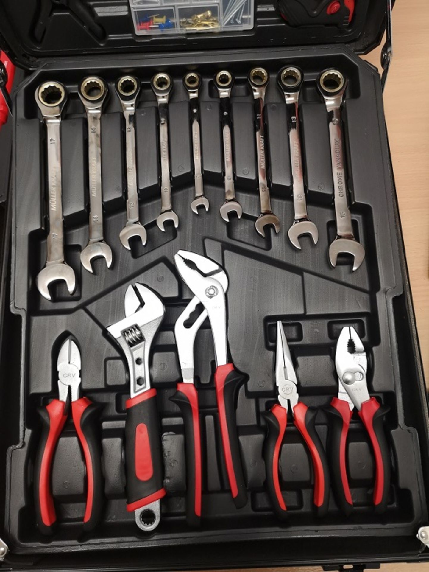 + VAT Brand New 186pc (Minimum) Tool Kit In Wheeled Carry Case Includes Rachet Spanners (Item Is - Image 6 of 12