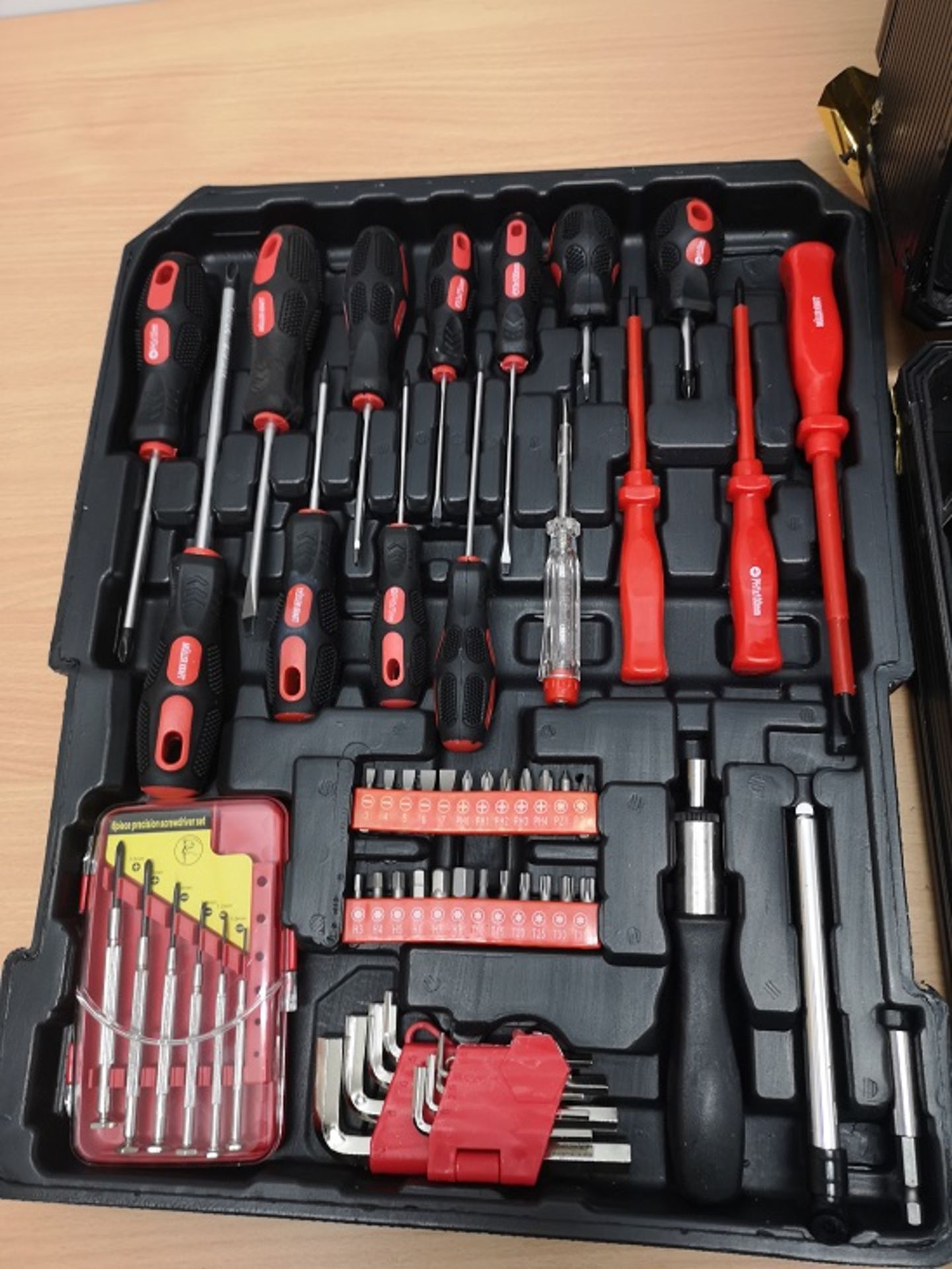 + VAT Brand New 186pc (Minimum) Tool Kit In Wheeled Carry Case Includes Rachet Spanners (Item Is - Image 8 of 17