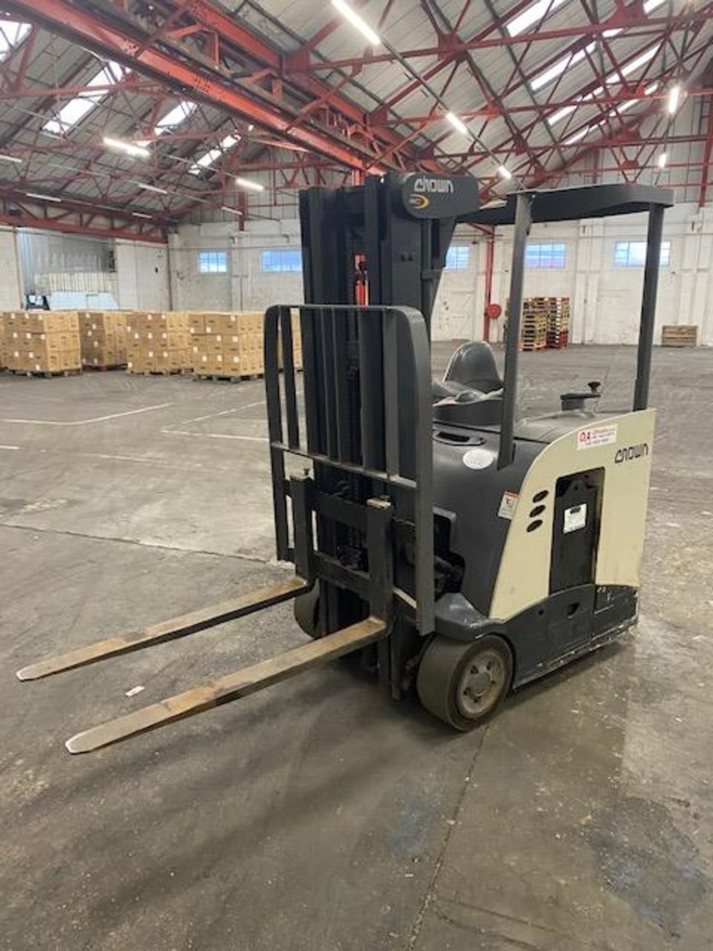 + VAT 2008 Crown Stand In 3 Wheel Forklift - Approx 1570 Hours - 1500Kg Capacity - Will Operate