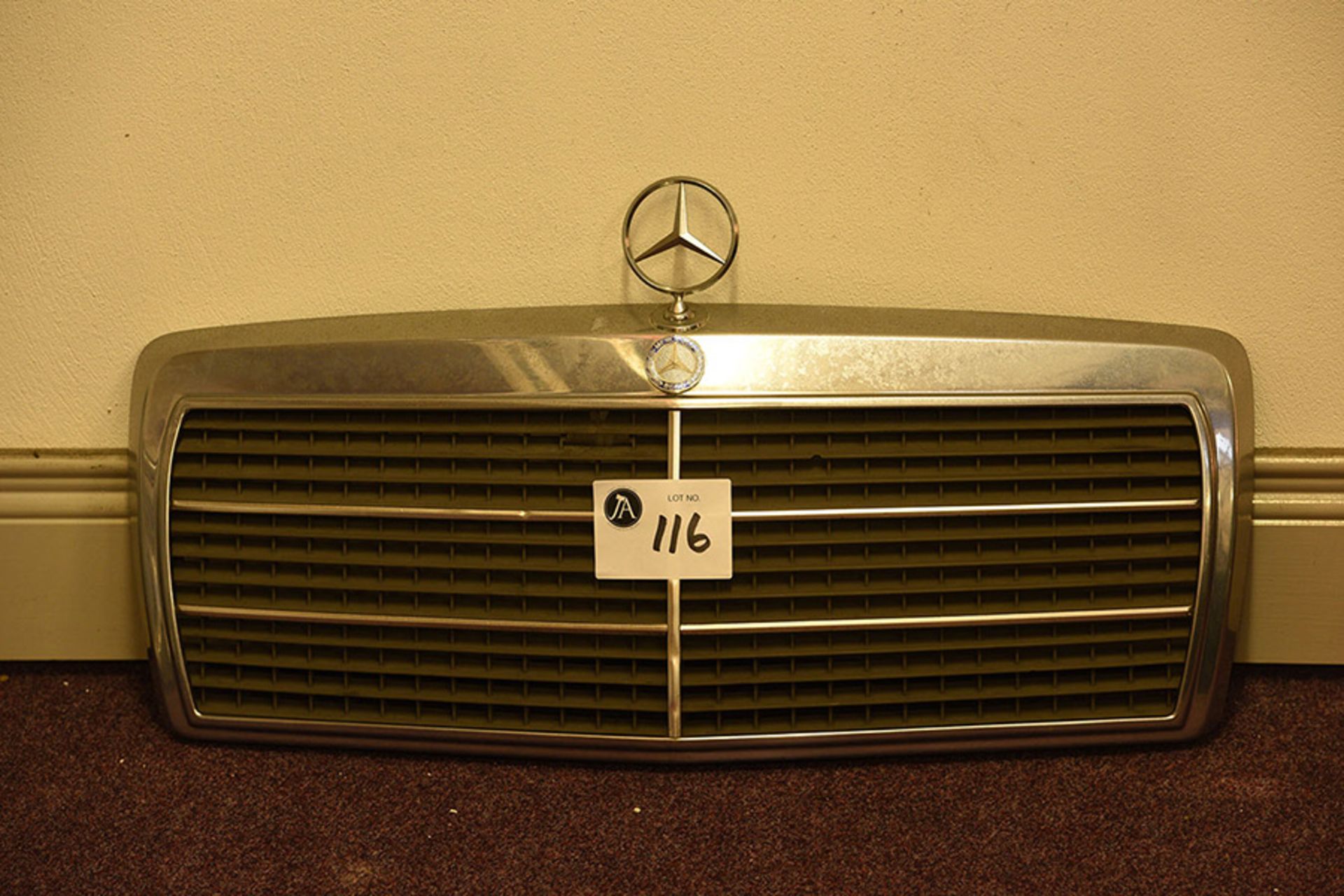 Mercedes chrome front grill