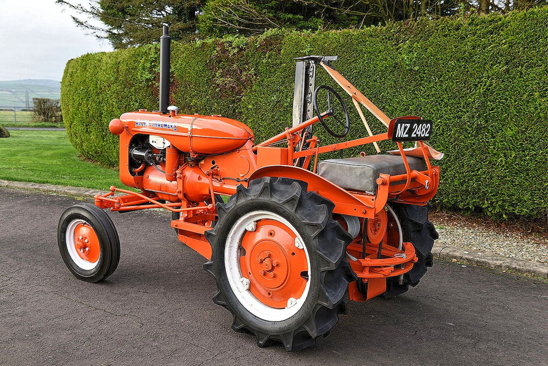 MZ 2482 1947 Allis Chalmers B tractor c/w mid mounted mower - Image 6 of 16