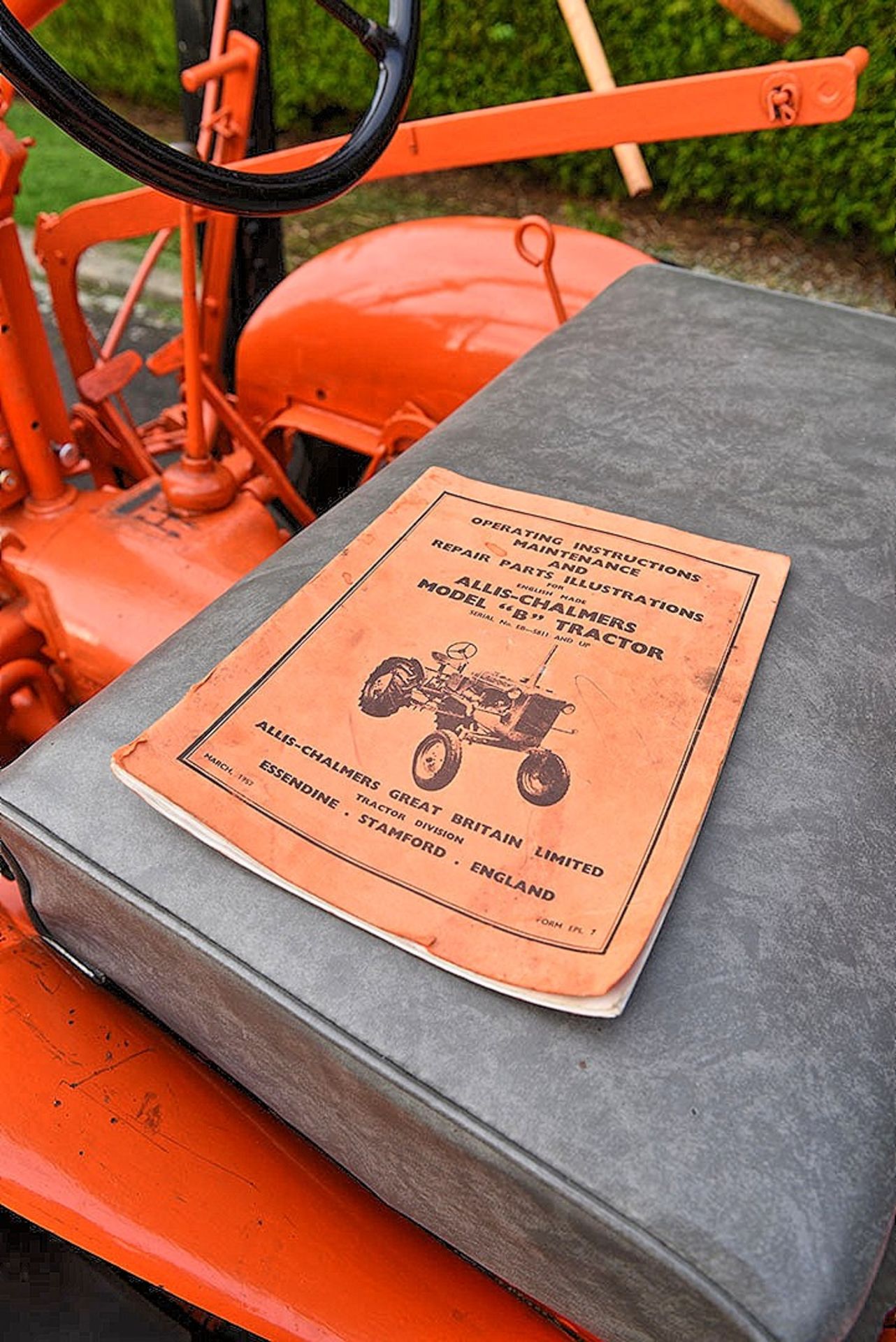 MZ 2482 1947 Allis Chalmers B tractor c/w mid mounted mower - Image 12 of 16