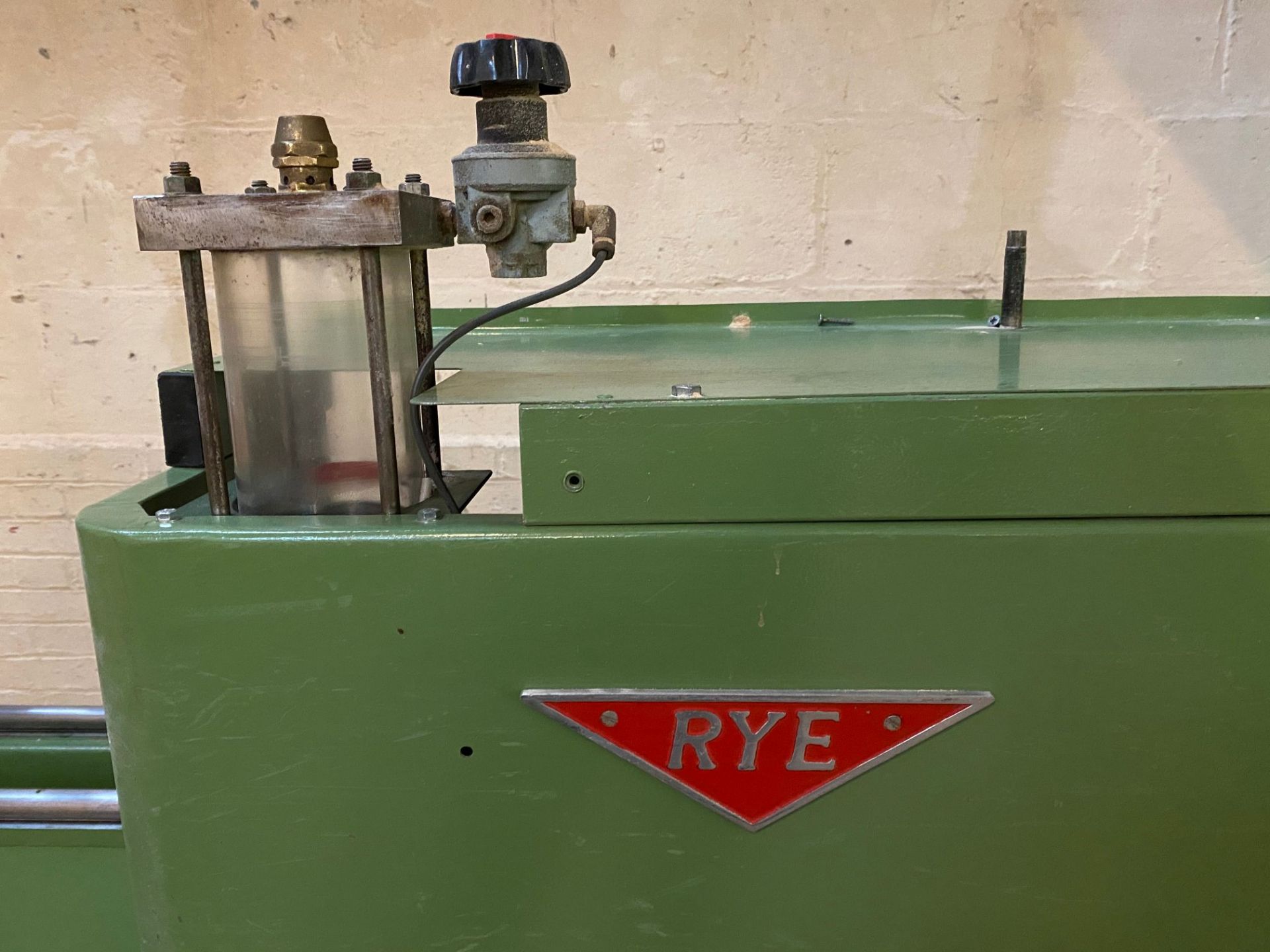 Rye LS72 linear shaping machine with five pneumatic clamps, DC braking & sliding 12" table - Image 3 of 10