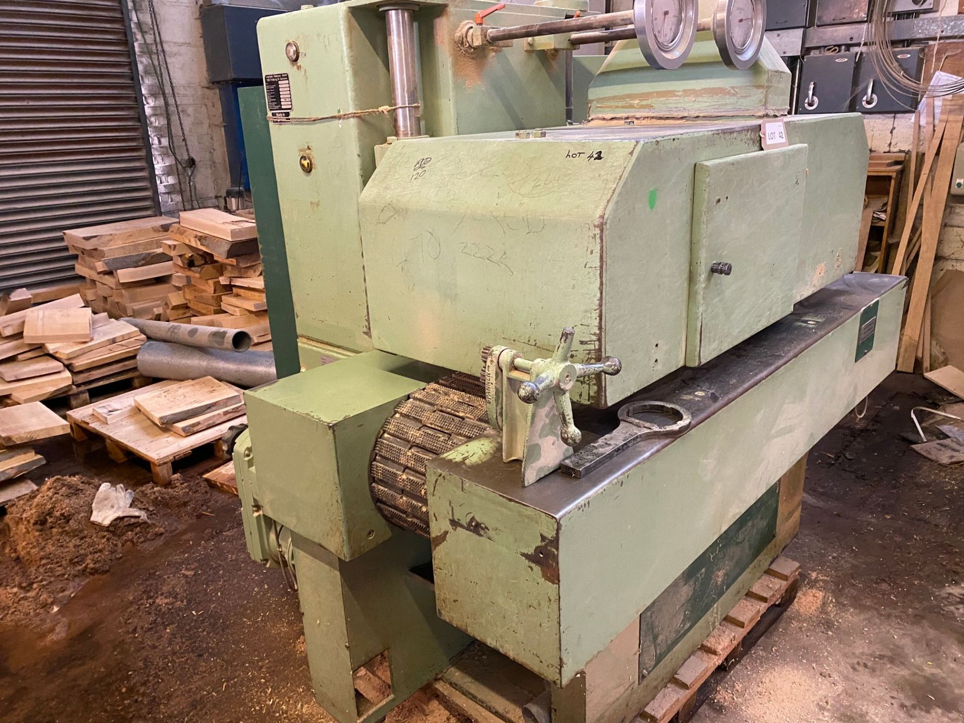 Interholz Raimann KS230 heavy duty through-feed edging saw, machine no: 24523, serial no: 91800 ( - Image 2 of 4