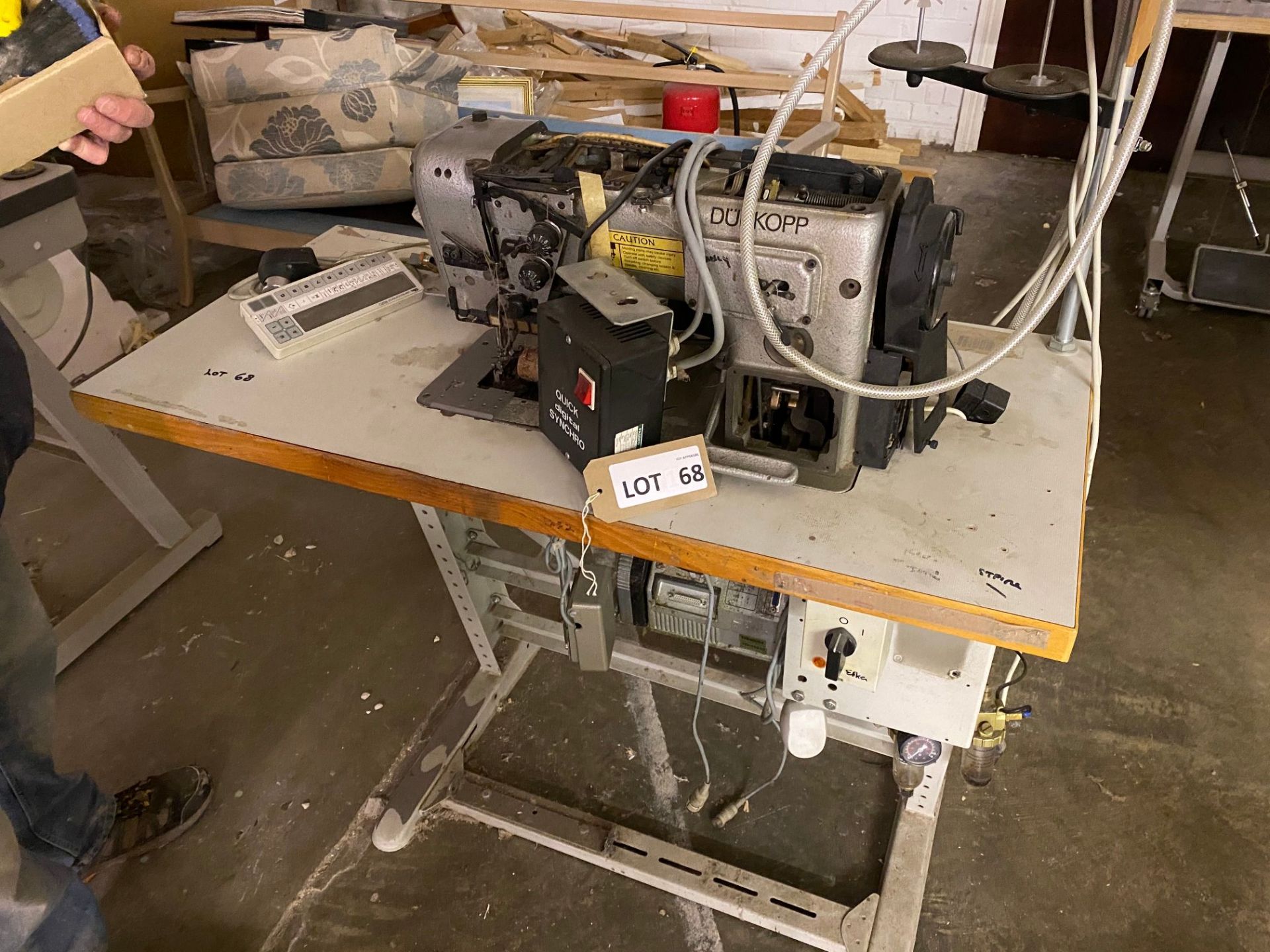 10 x industrial sewing machines, various (advised to be for spares only) brands include Adler, - Bild 5 aus 10