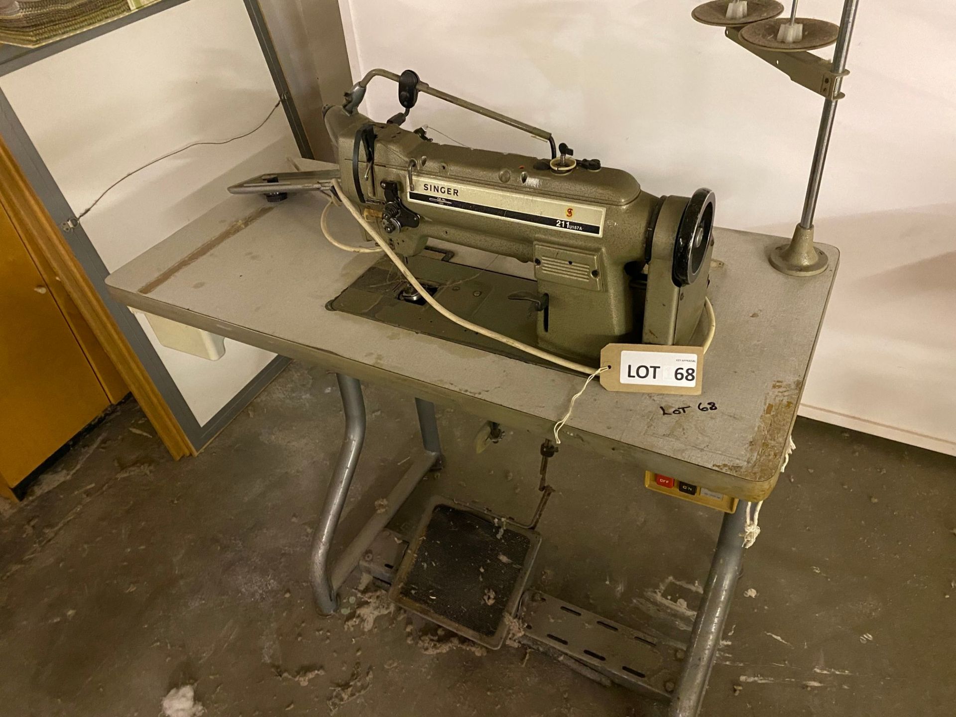 10 x industrial sewing machines, various (advised to be for spares only) brands include Adler, - Bild 9 aus 10