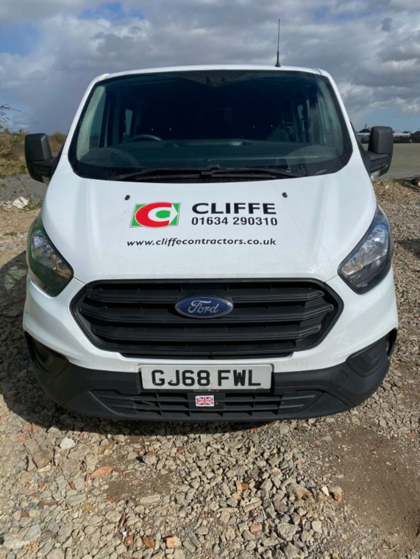 Ford Transit Custom 280 L1 2.0 TDCi Base Crew Cab panel van: date of registration: 28.9.2018: reg - Image 4 of 9