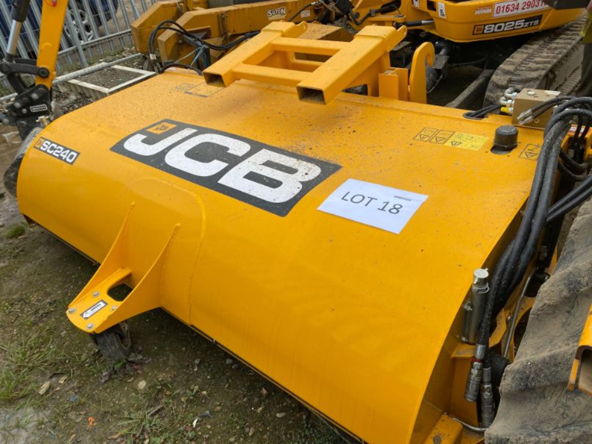 JCB SC240 hydraulic sweeper/collector attachment: serial no: B0159635 (2019) - (delivered Feb-20)