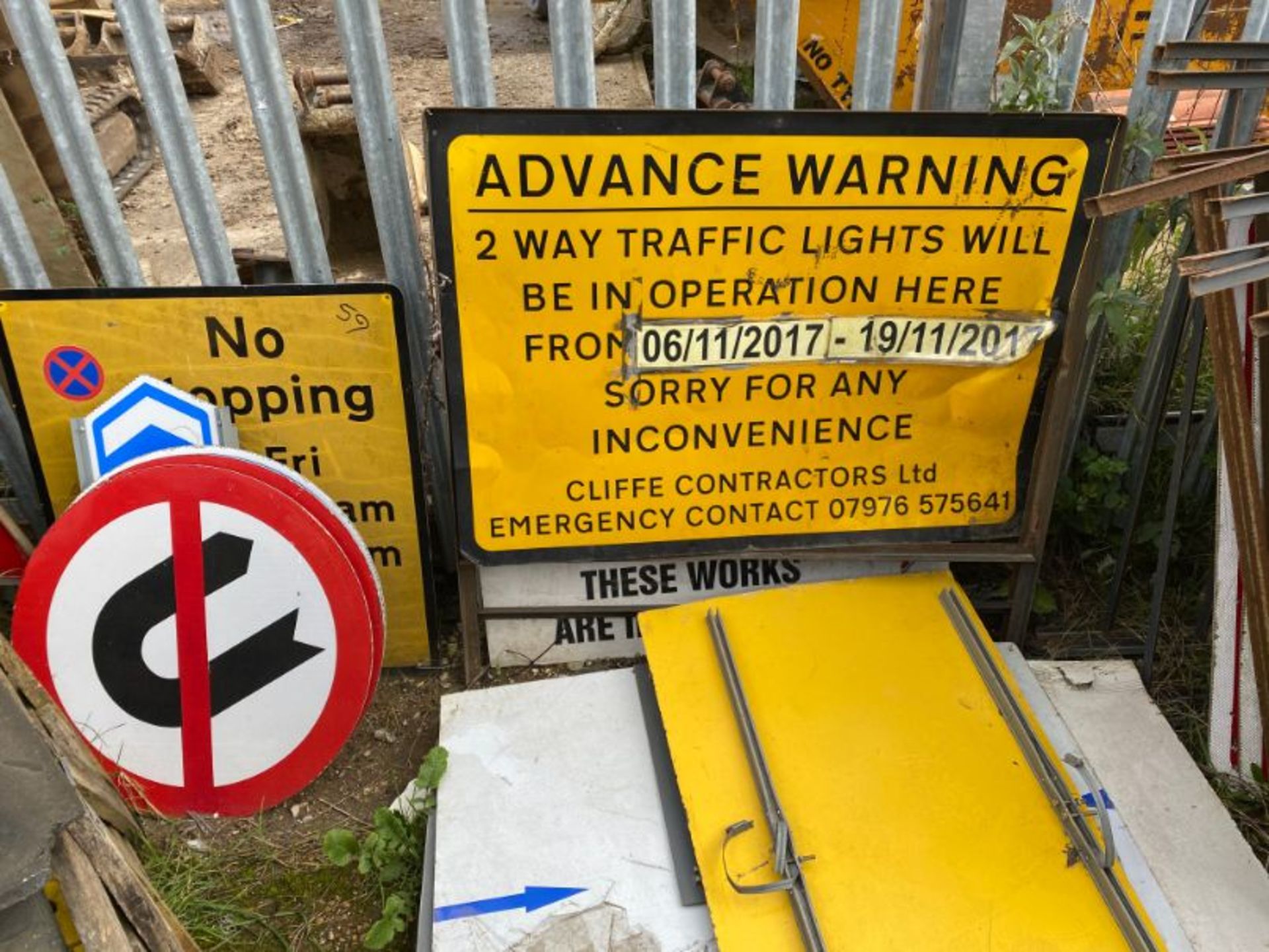 Qty various road signs and bollards, as lotted - Image 14 of 18