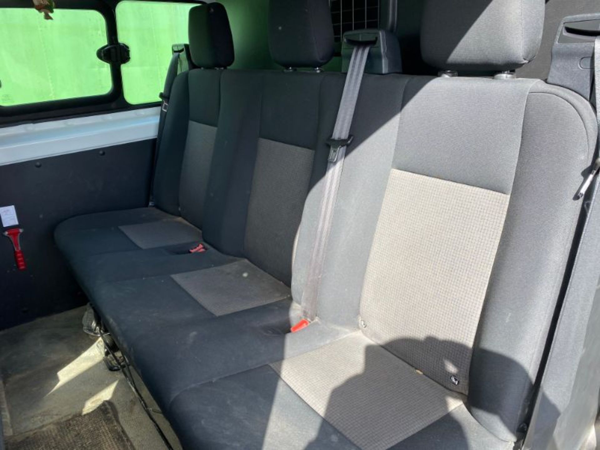 Ford Transit Custom 280 L1 2.0 TDCi Base Crew Cab panel van: date of registration: 28.9.2018: reg - Image 9 of 9