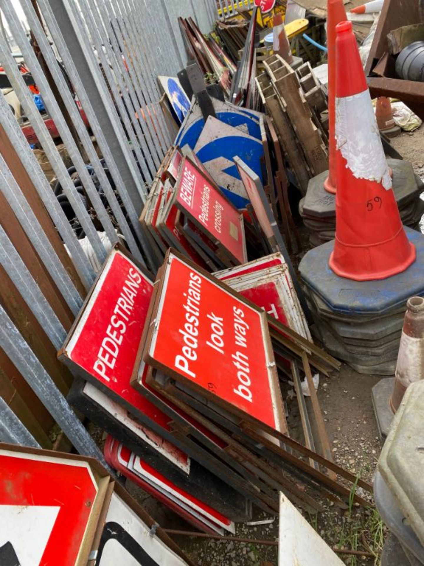 Qty various road signs and bollards, as lotted - Image 3 of 18