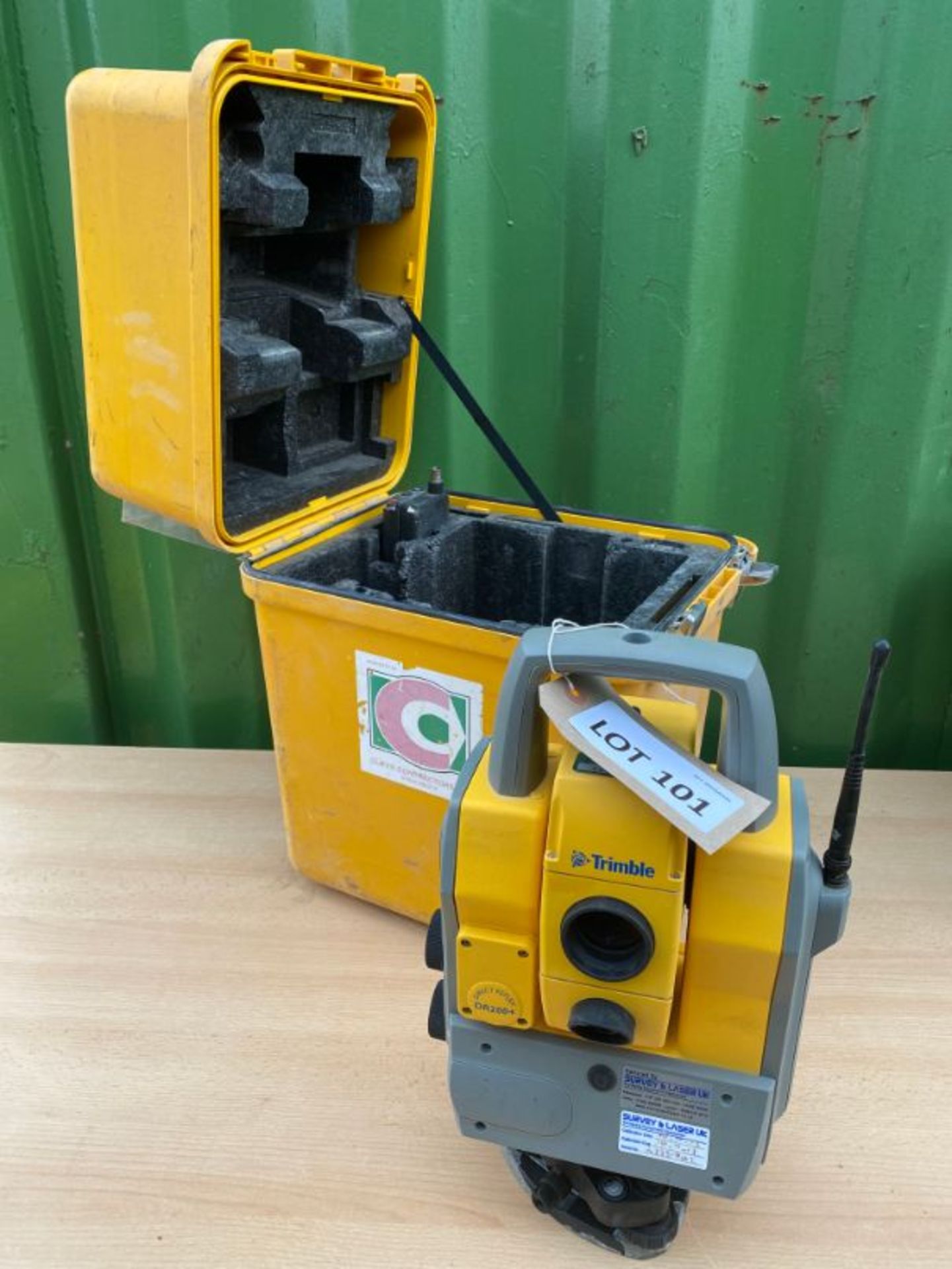 Trimble Direct Reflex DR200+ reflectorless robotic total station, serial no: 6332/902: with ACU,