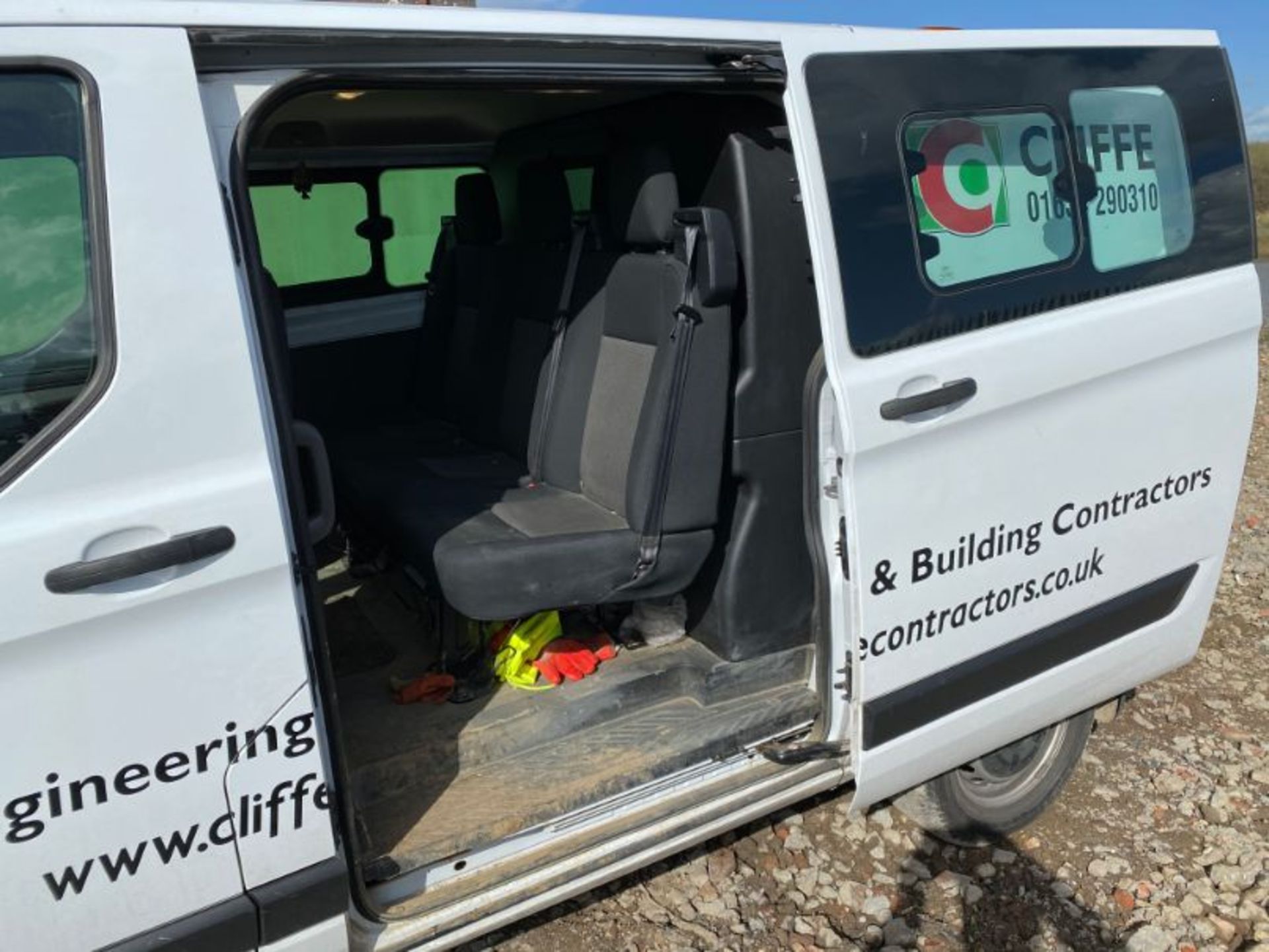 Ford Transit Custom 280 L1 2.0 TDCi Base Crew Cab panel van: date of registration: 28.9.2018: reg - Image 8 of 9