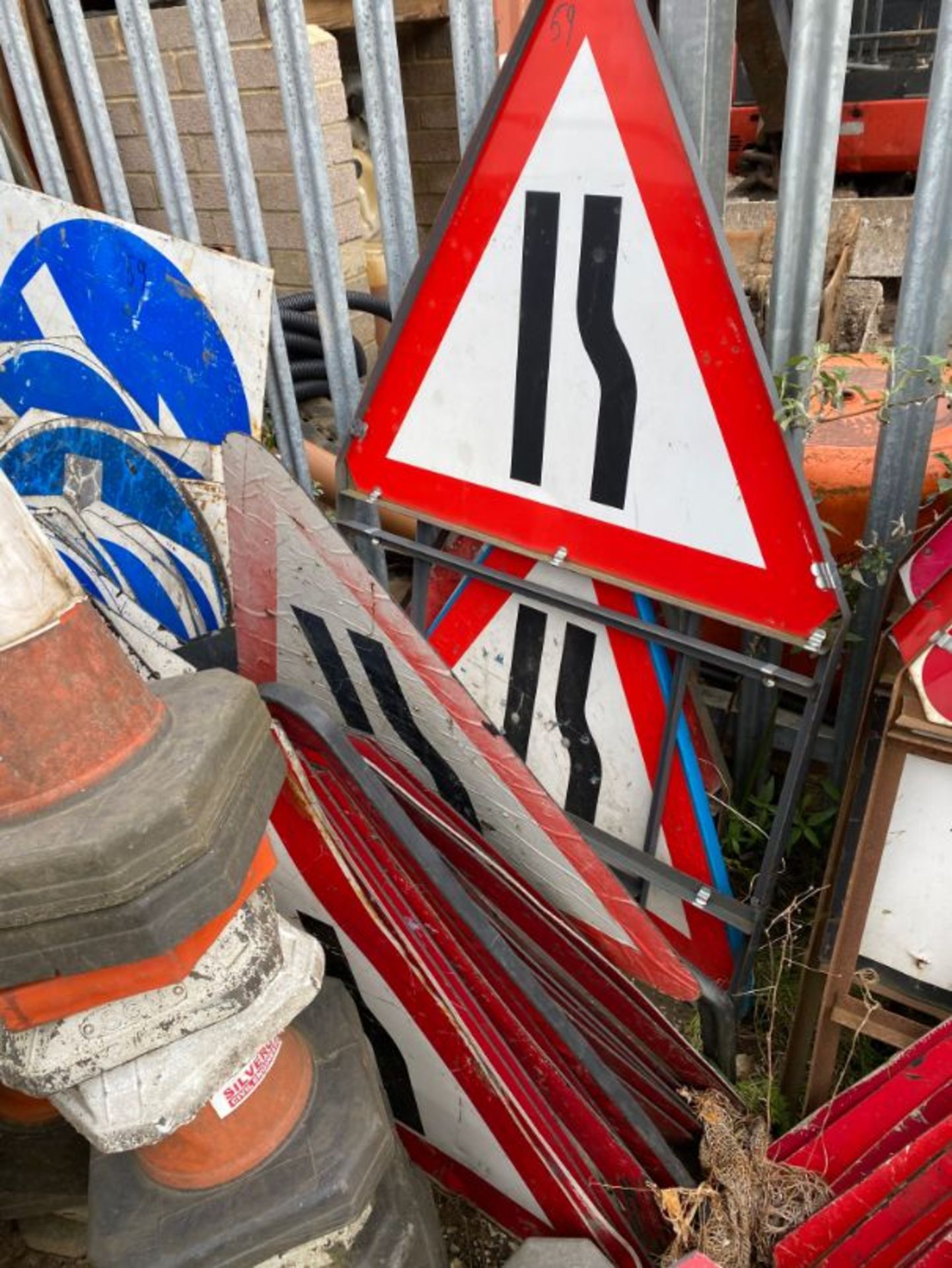 Qty various road signs and bollards, as lotted - Image 9 of 18