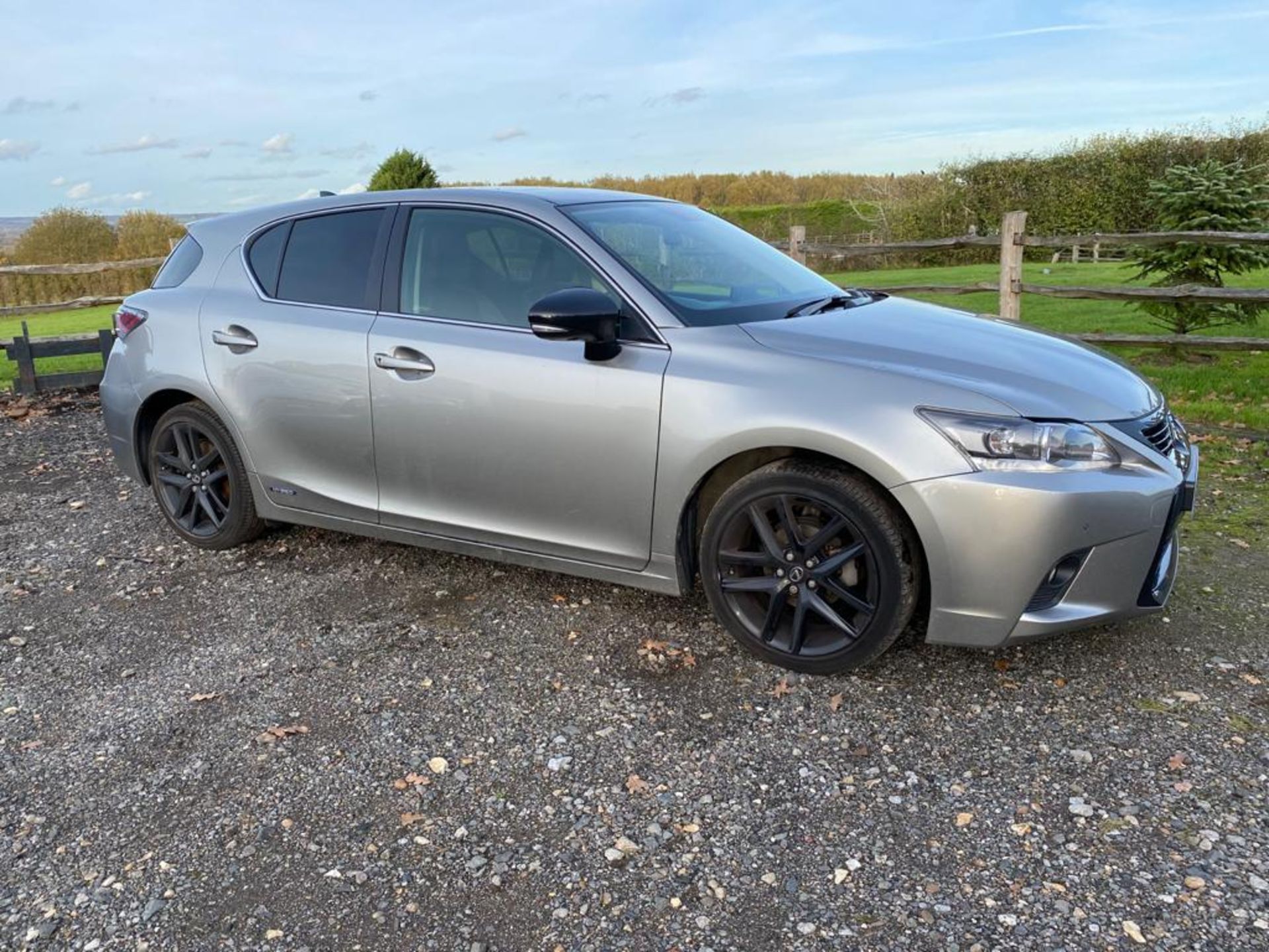 Lexus CT200H Sport 1.8 CVT plug in hybrid petrol 5-door hatchback, first reg: 23.9.2017, cherished - Image 8 of 12