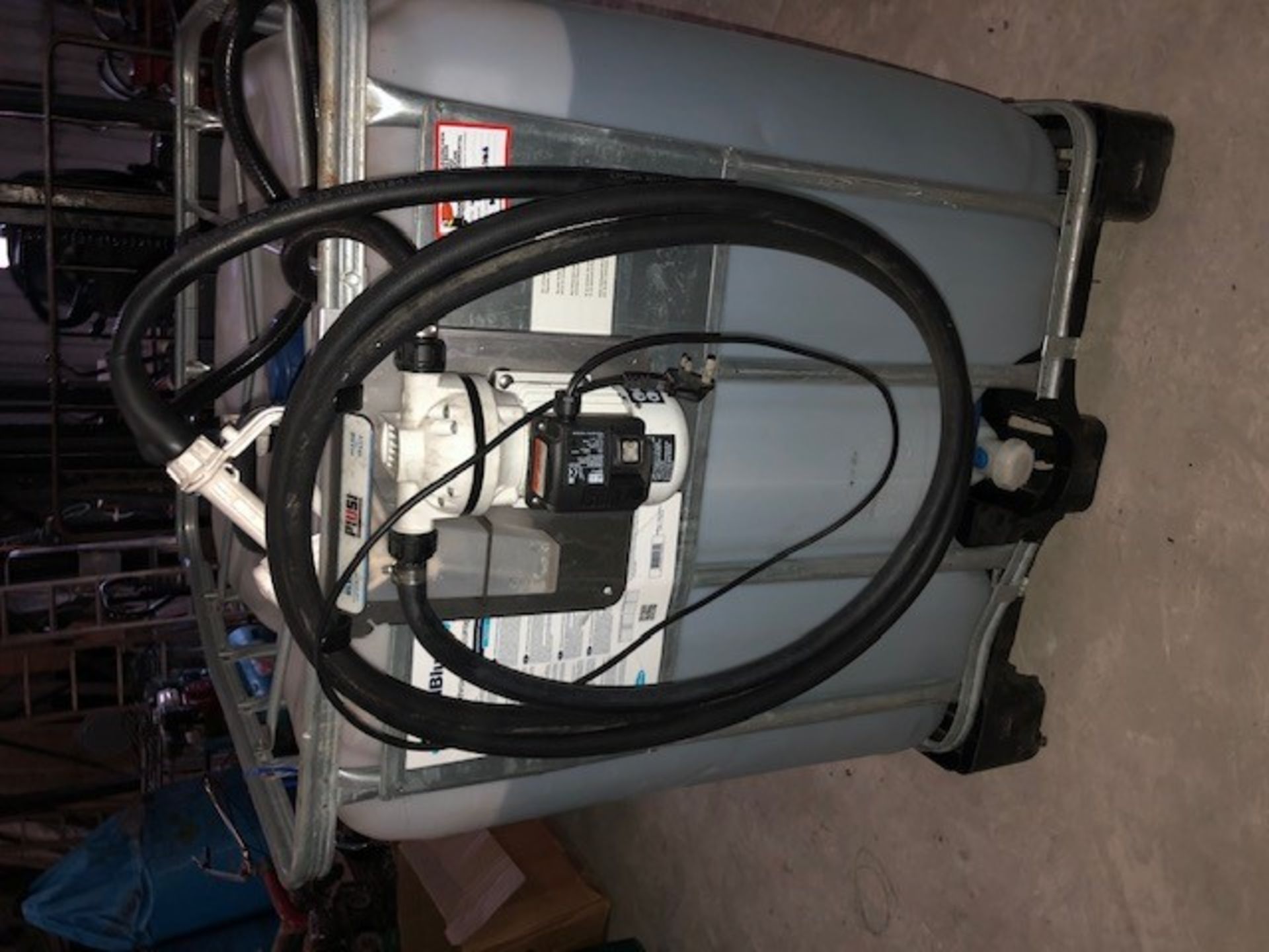 Adblue IBC with dispenser pump - Image 5 of 5